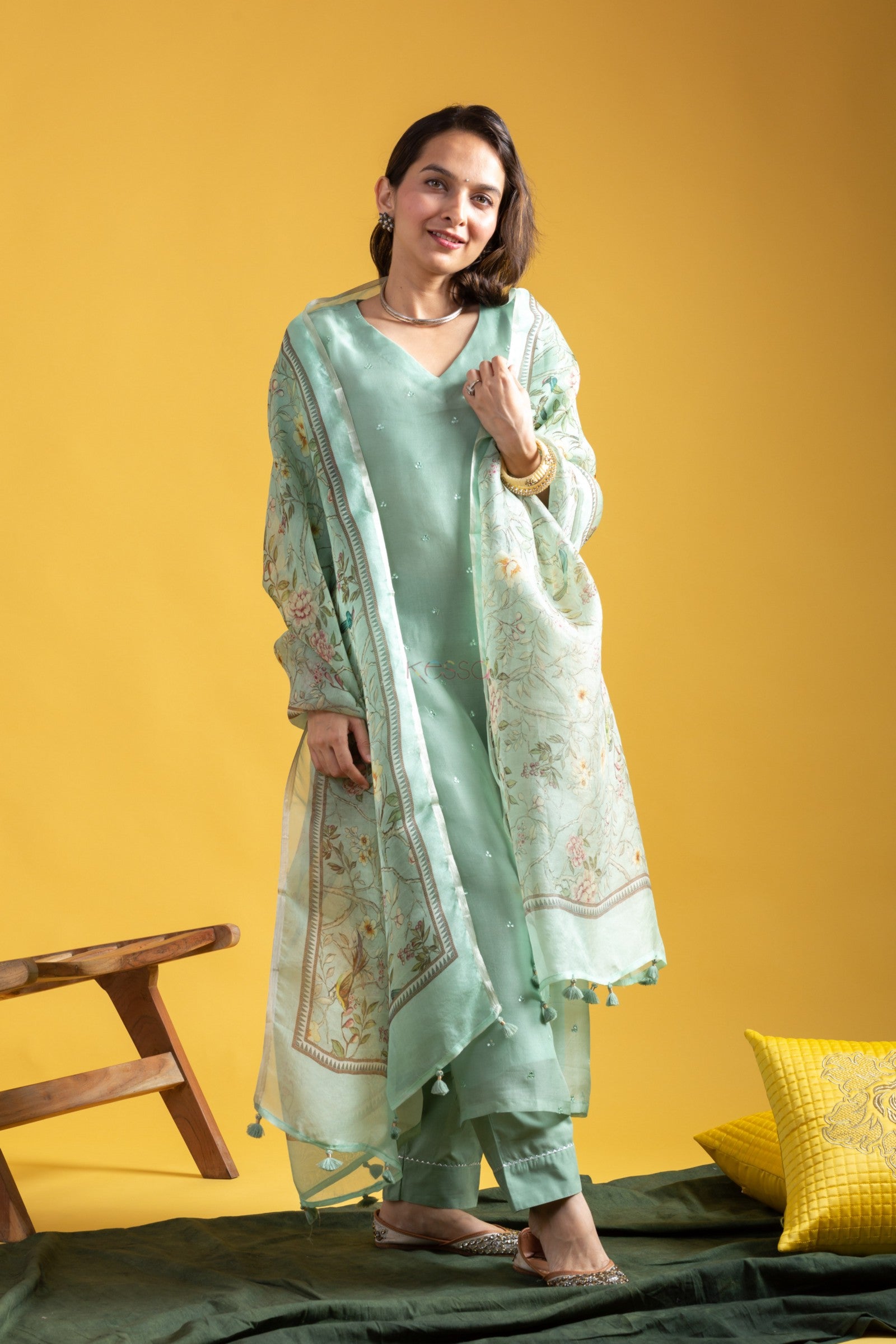 NOZ2TOZ - Made In INDIA.
