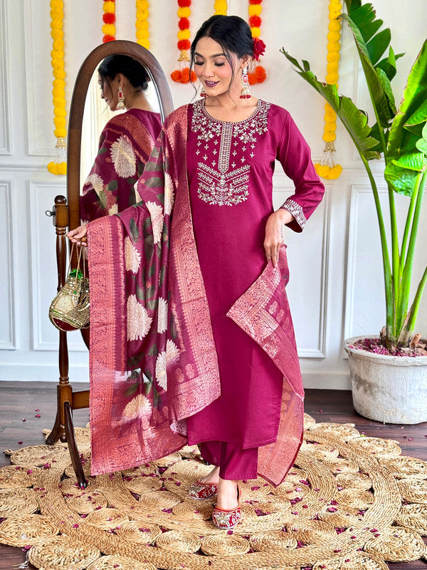 Women's Pink Viscose Chanderi Embroidery Straight Kurta Pant With Dupatta