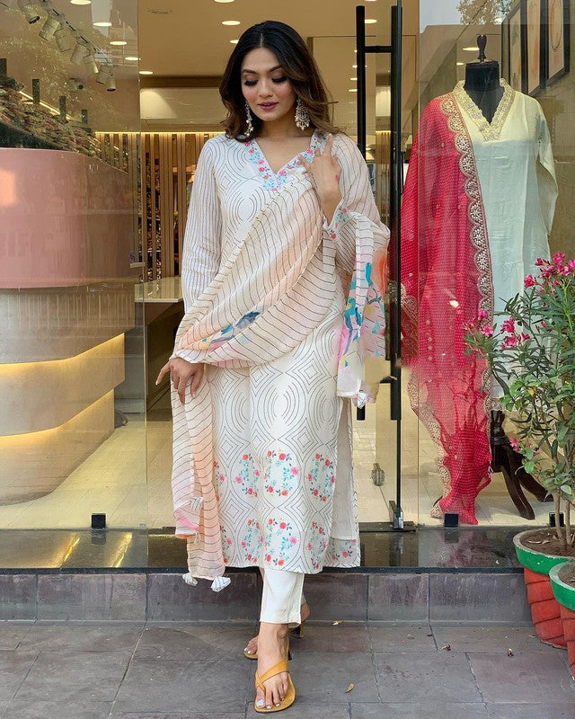 Women's White Organza Embroidery Straight Kurta Pant With Dupatta