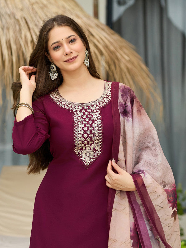 WomenMaroon Rayon Embroidery & Printed Round Neck Kurta Sets