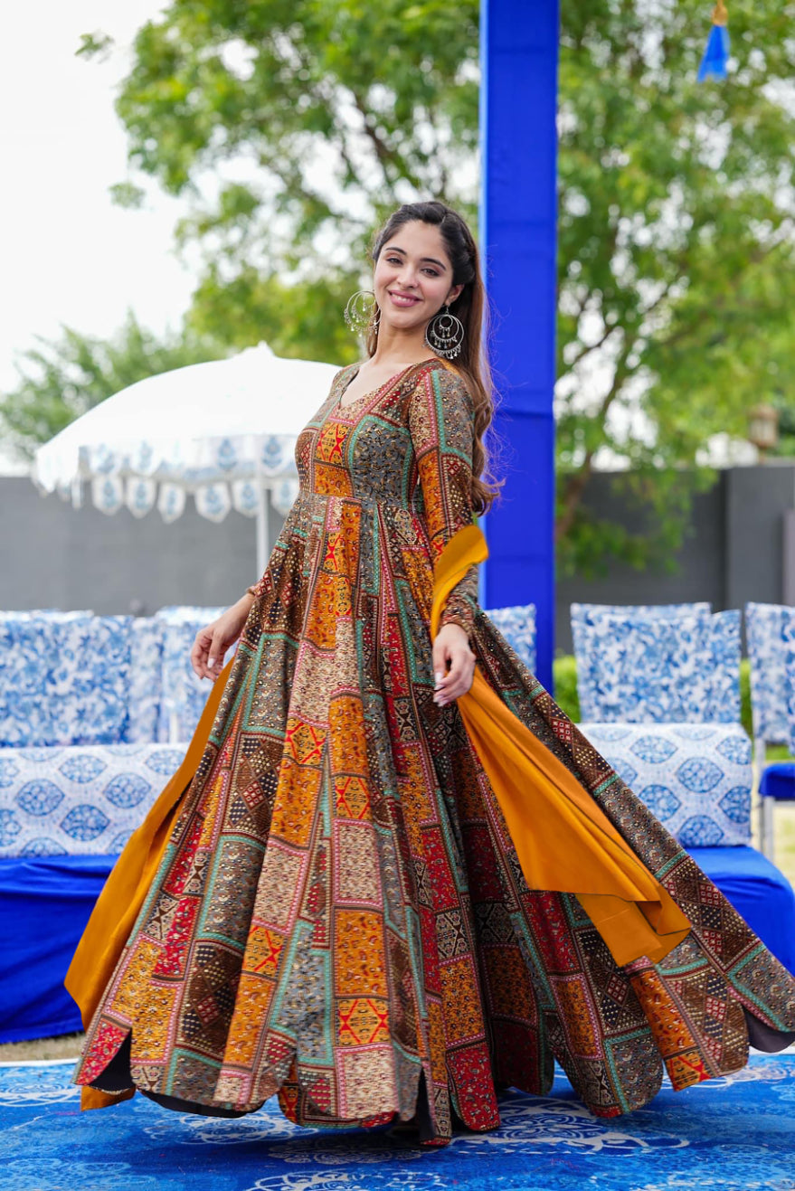 NOZ2TOZ - Made In INDIA.