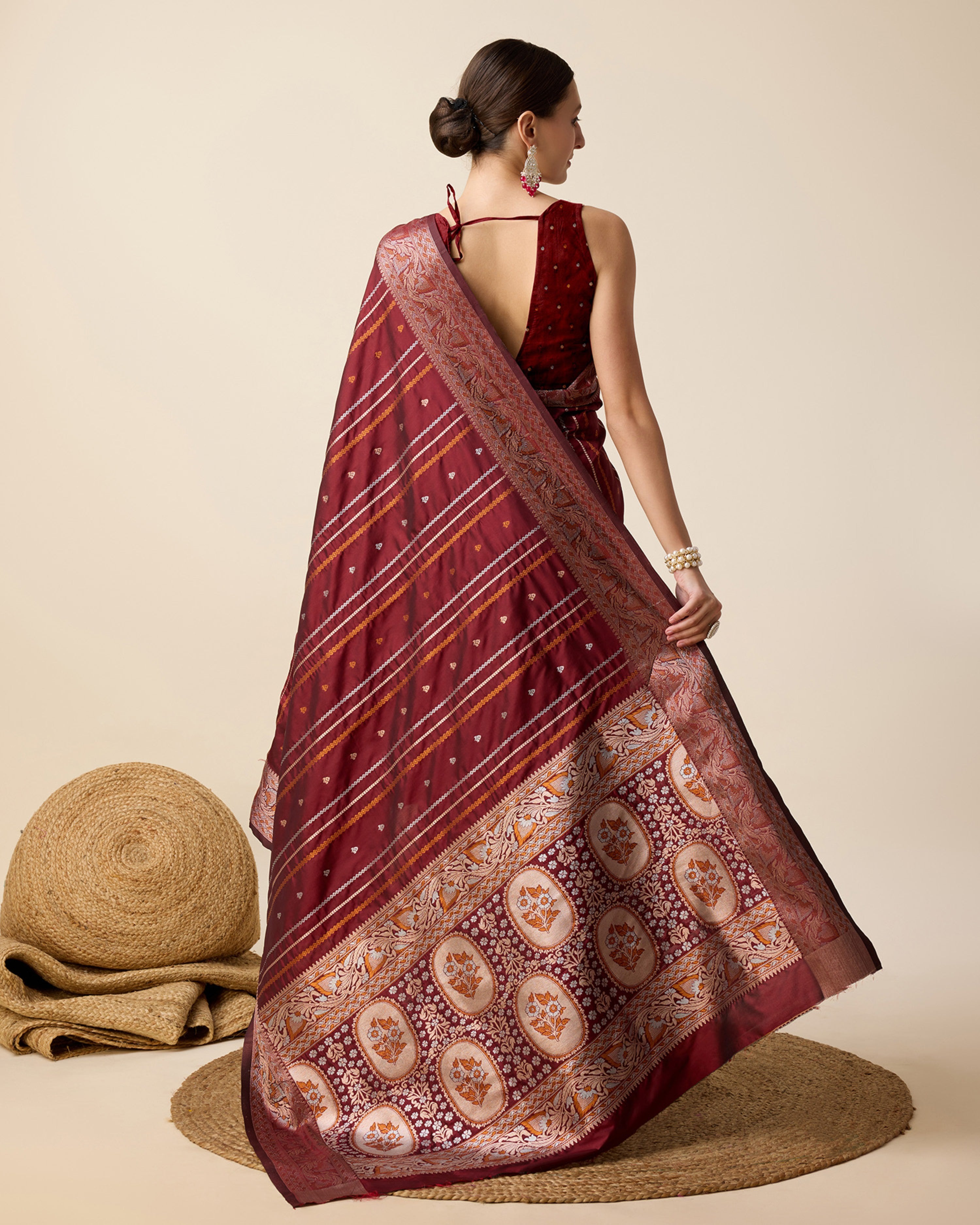 Women Maroon Pure Jacquard  Zari Work Saree With Un-Stiched Blouse