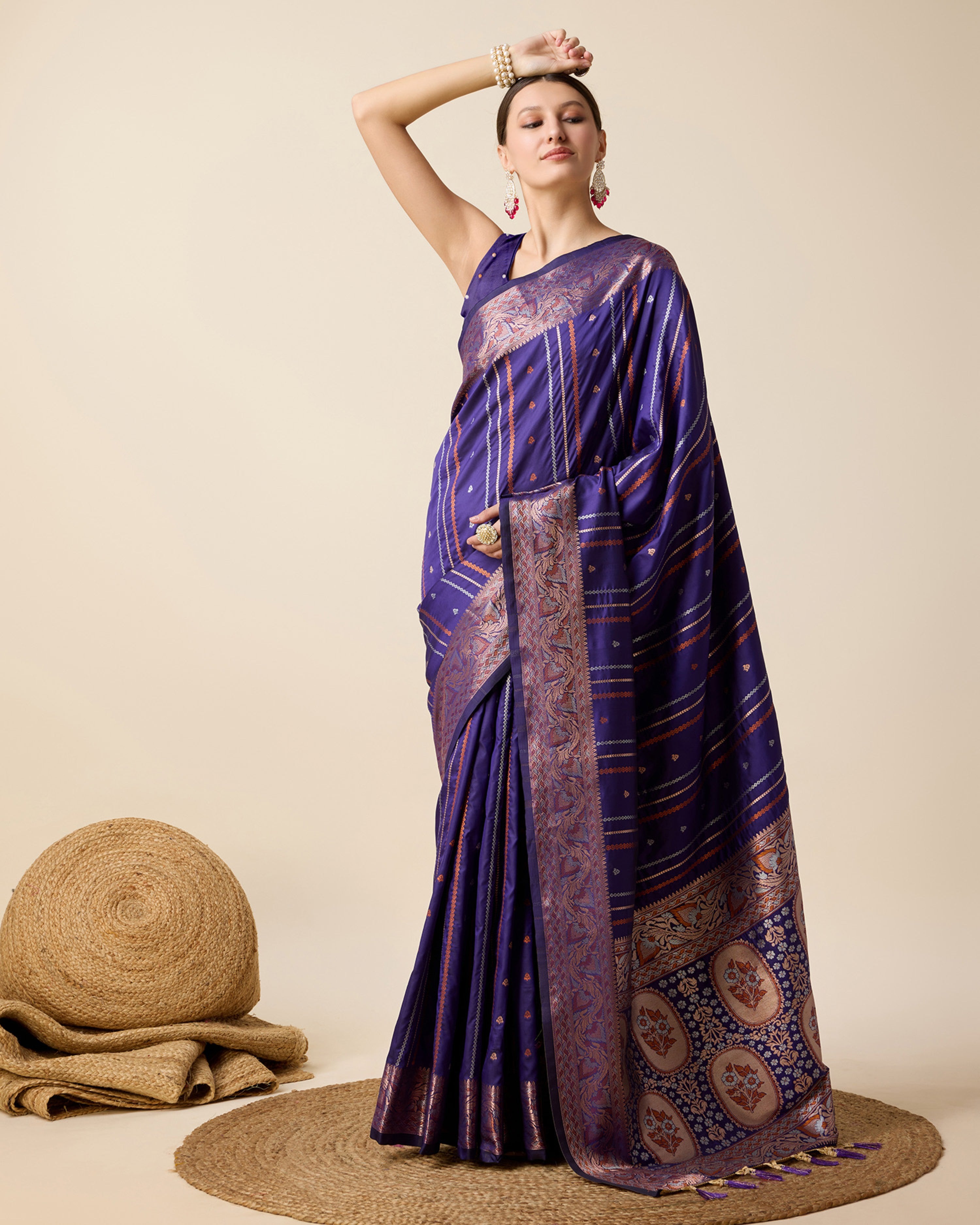 Women Violet Pure Jacquard  Zari Work Saree With Un-Stiched Blouse