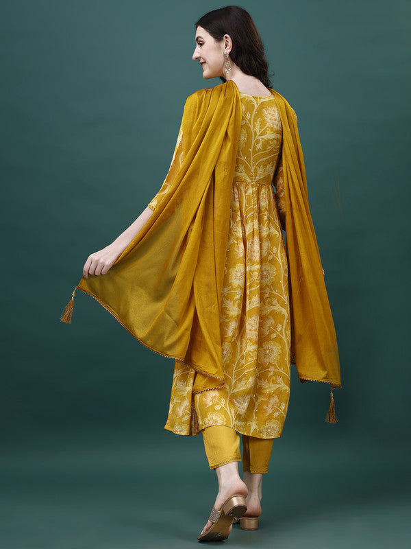 Women Yellow Chinon Kurta Set With Dupatta Embroidered Work