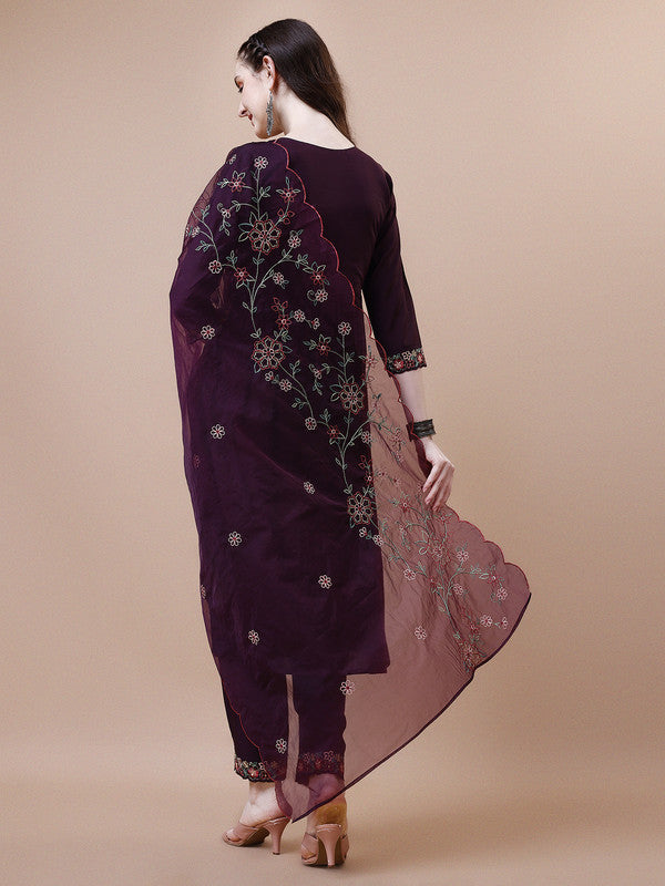 Women Wine Chinon Kurta Set With Dupatta Embroidered Work