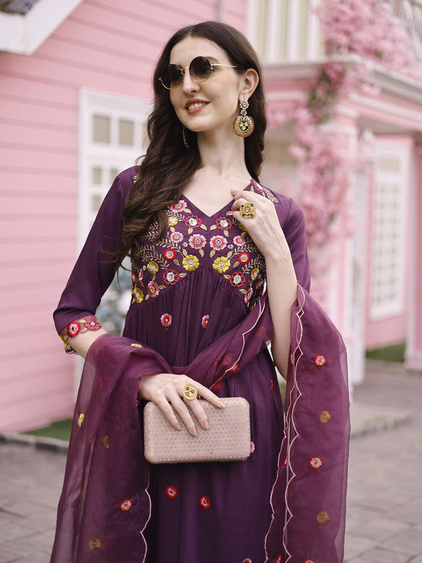 Women Wine Muslin Kurta Set With Dupatta Embroidered Work