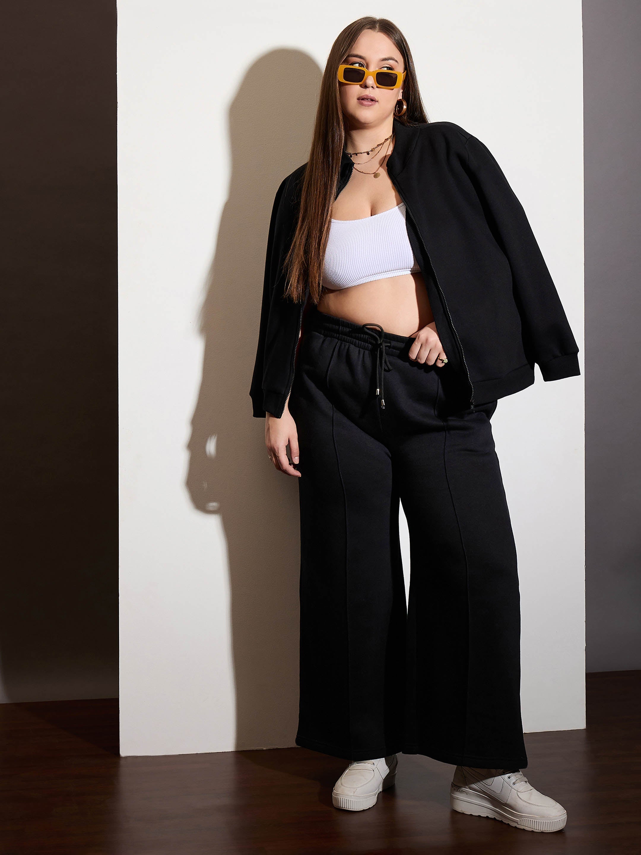 Women Black Fleece Drawstring Sweatpants