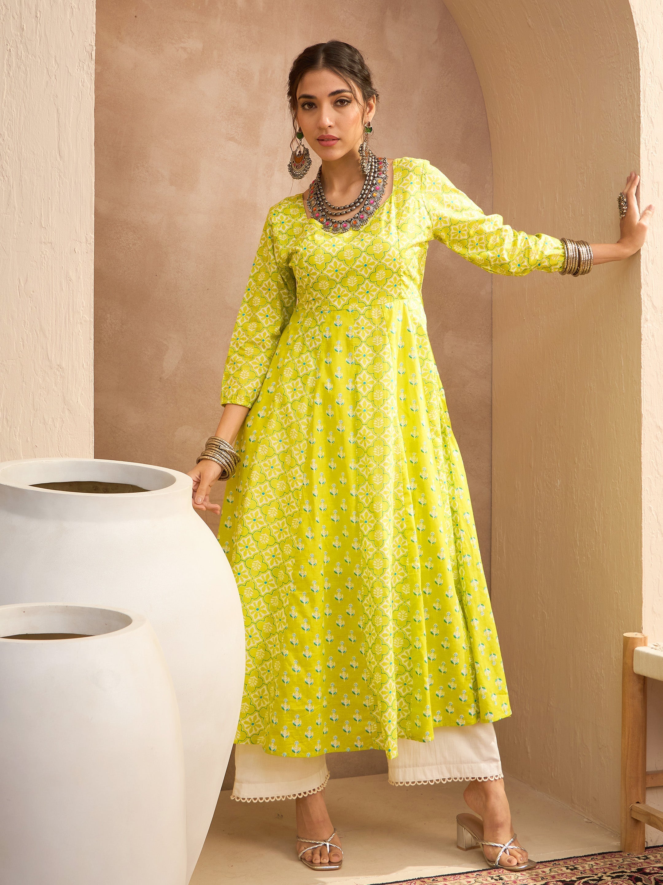 NOZ2TOZ - Made In INDIA.