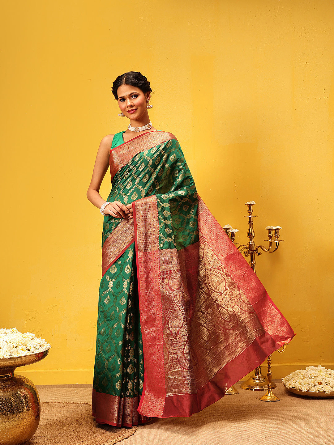 Women Green Banarasi Silk Woven Design Saree With Unstitched Blouse