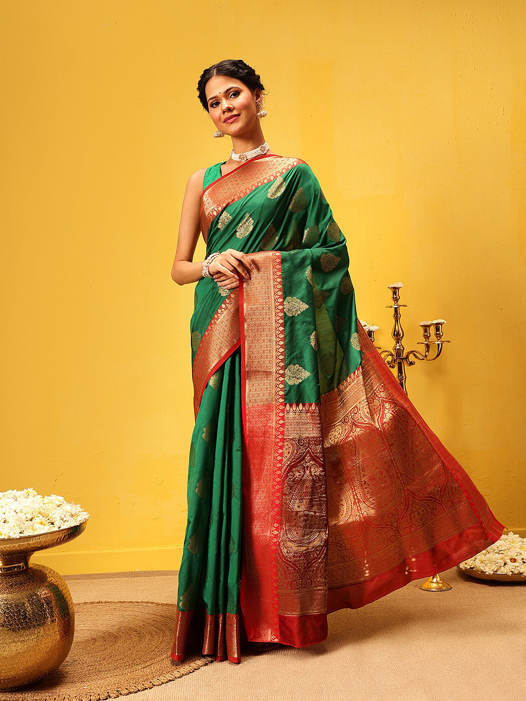 Women Green Banarasi Silk Woven Design Saree With Unstitched Blouse