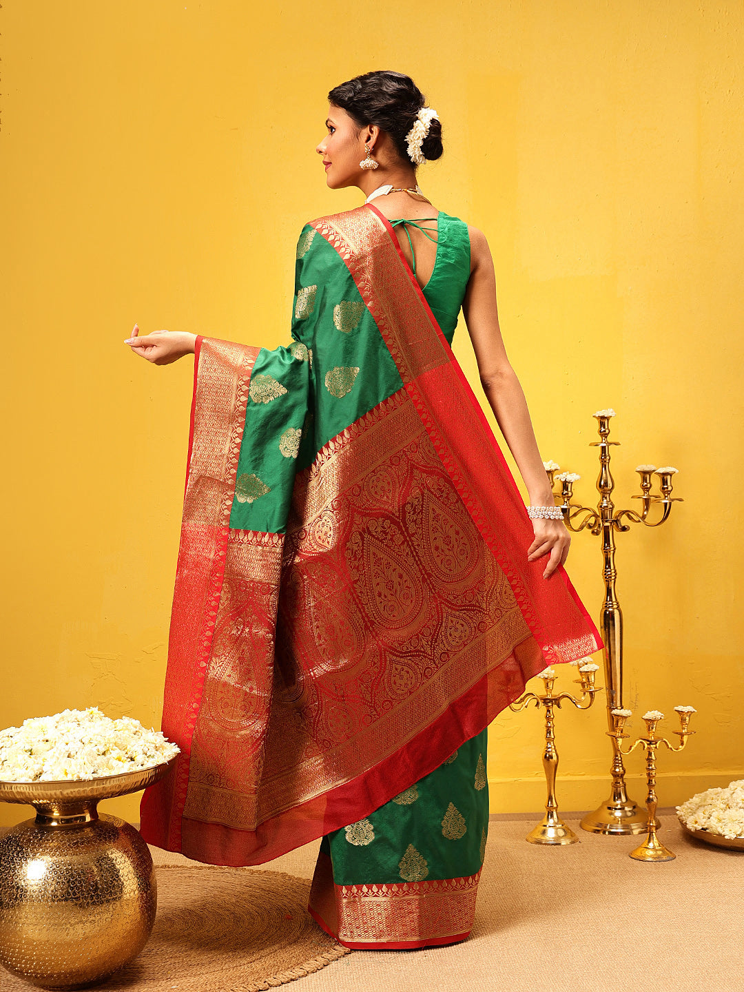 Women Green Banarasi Silk Woven Design Saree With Unstitched Blouse