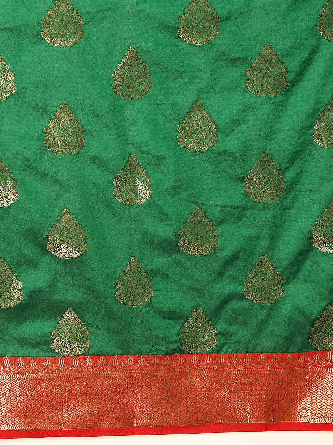 Women Green Banarasi Silk Woven Design Saree With Unstitched Blouse