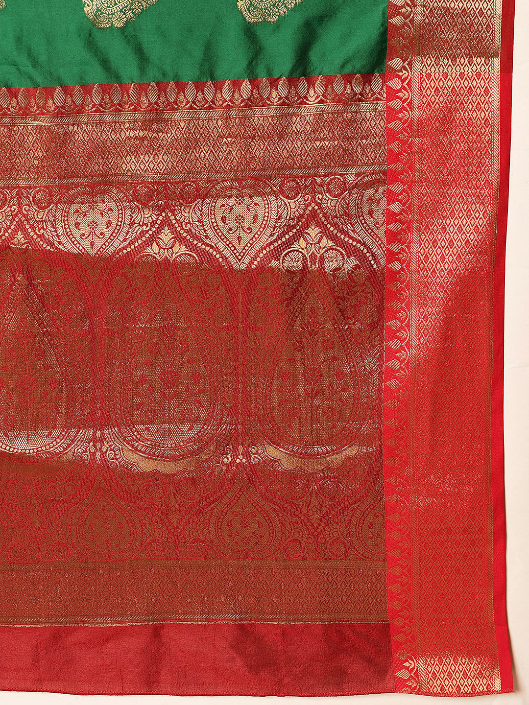 Women Green Banarasi Silk Woven Design Saree With Unstitched Blouse