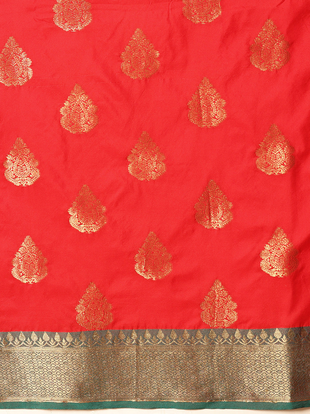 Women Red Banarasi Silk Woven Design Saree With Unstitched Blouse