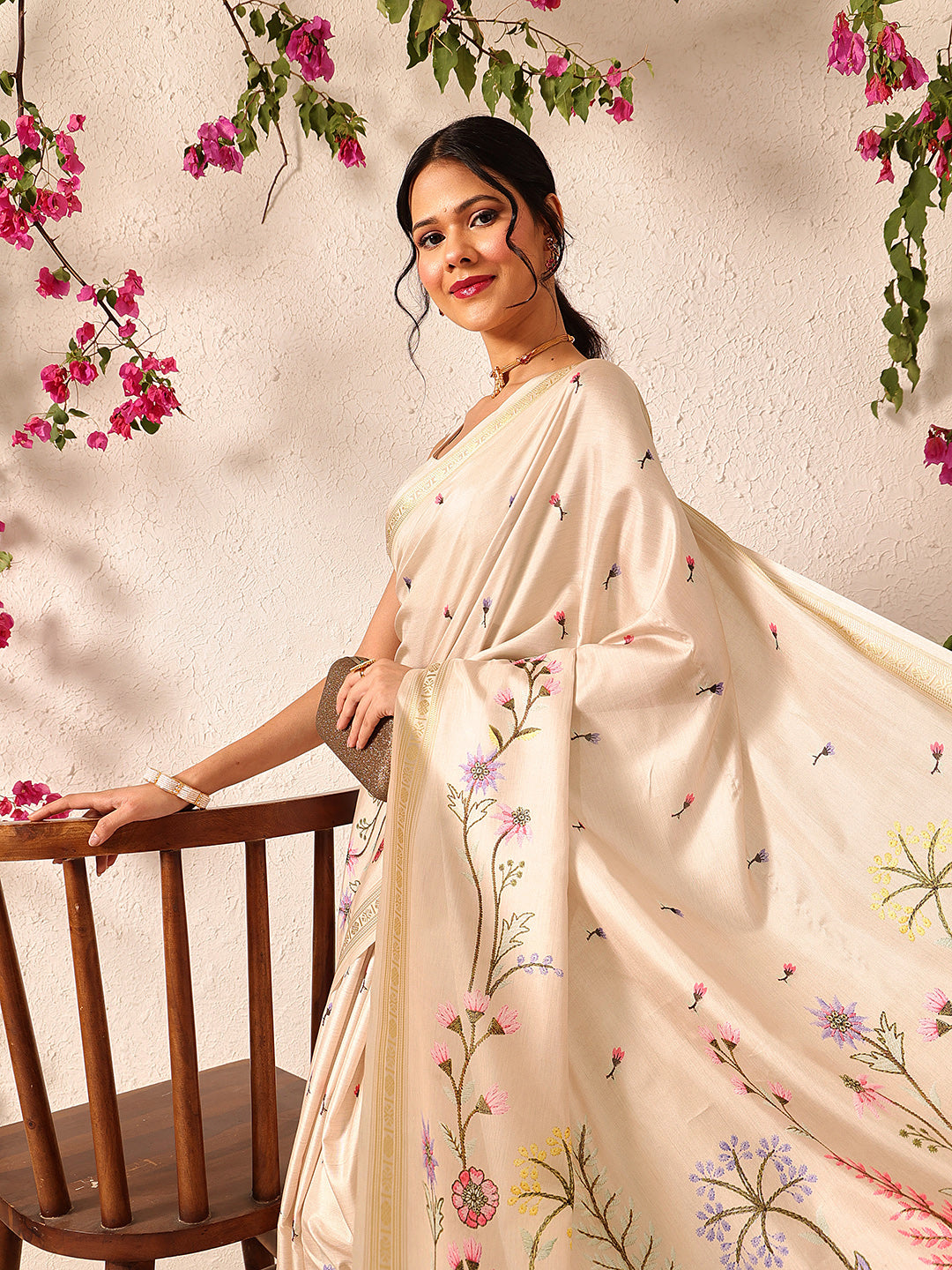 Women Beige Art Silk Digital Printed Saree With Unstitched Blouse