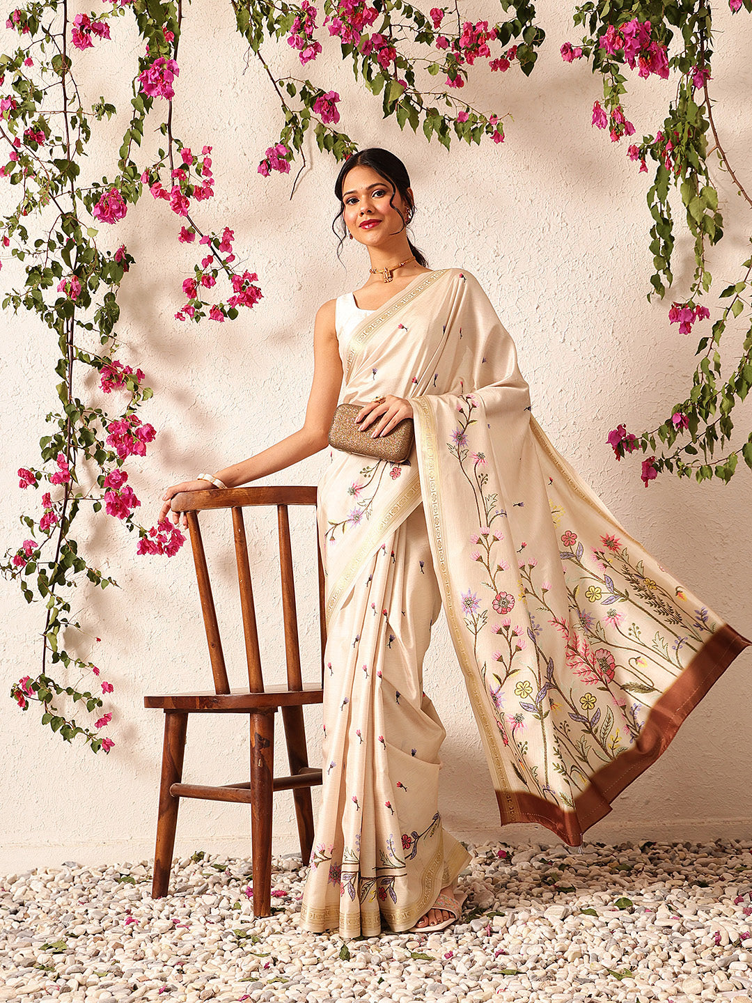 Women Beige Art Silk Digital Printed Saree With Unstitched Blouse