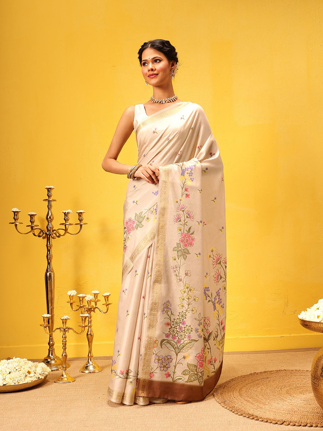 Women Beige Art Silk Digital Printed Saree With Unstitched Blouse