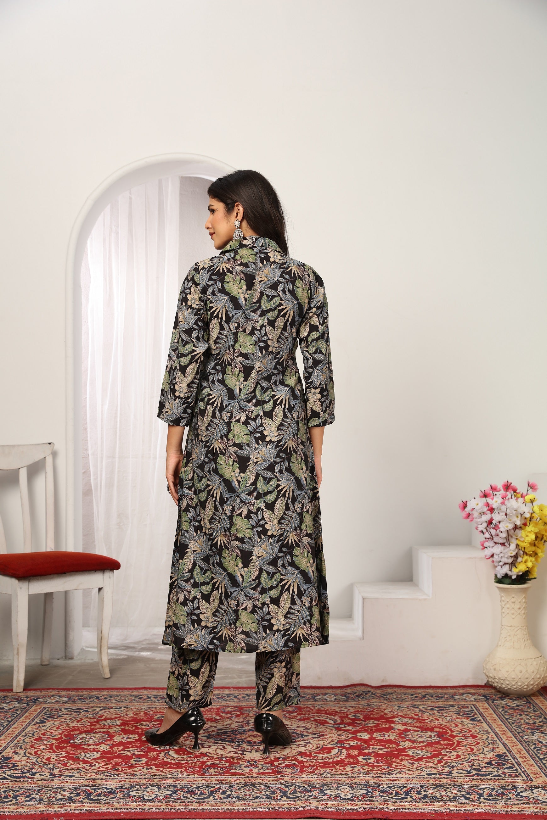 Women Party Wear Flower Printed Co-Ord Set  NOZ2TOZ - Made In INDIA.