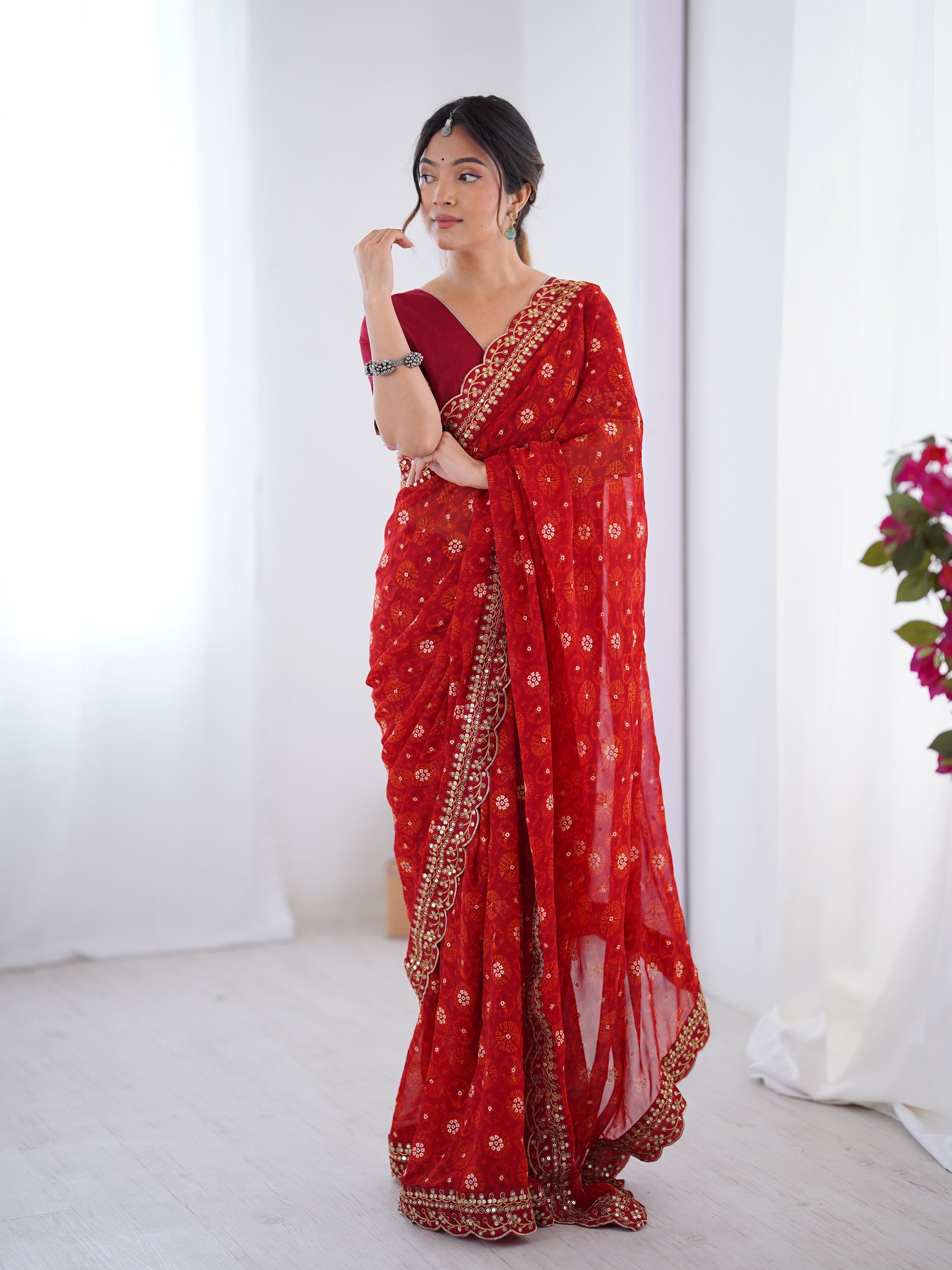 Women Party Wear Flower Foil Print Work Georgette Chiffon Saree With Un Stitched Blouse NOZ2TOZ - Made In INDIA.