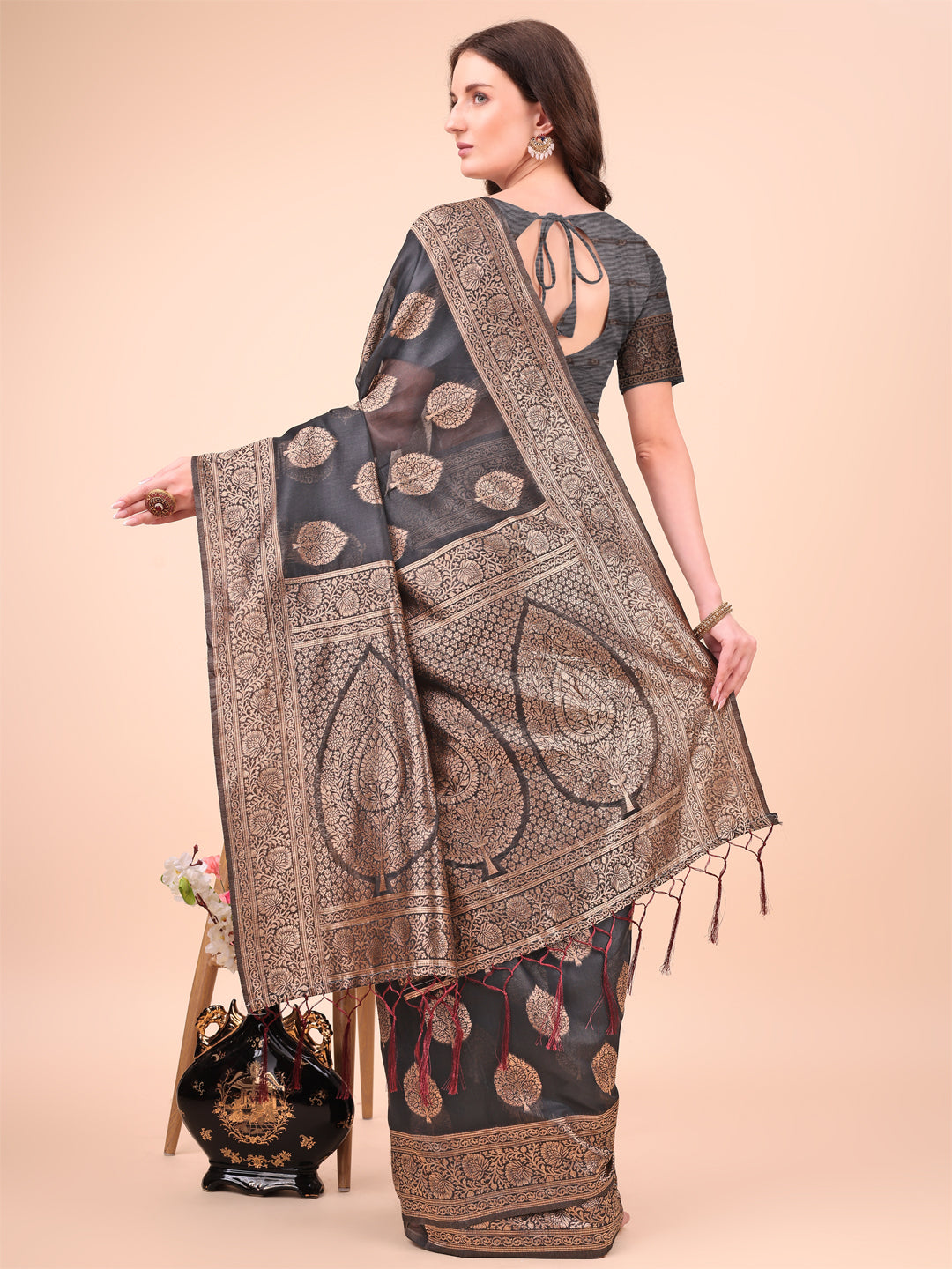 NOZ2TOZ - Made In INDIA.