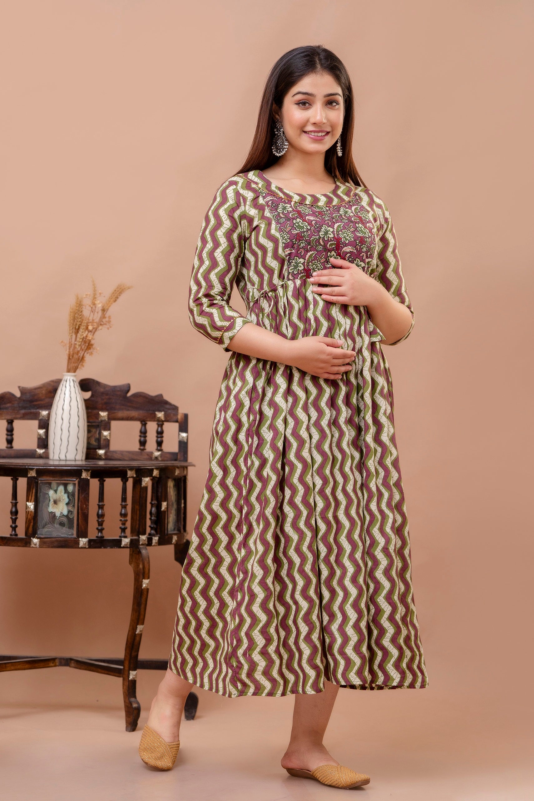 Women Floral Printed Pure Cotton Flared Maternity Maxi Dress