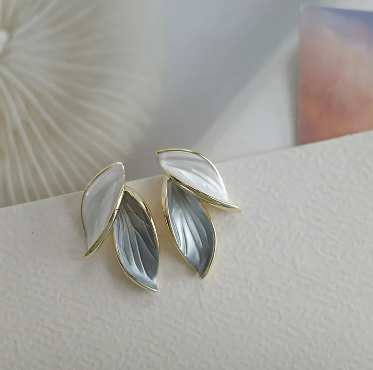 Elegant Dual-Tone Leaf Stud Earrings with Gold Plating