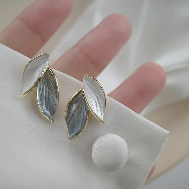 Elegant Dual-Tone Leaf Stud Earrings with Gold Plating