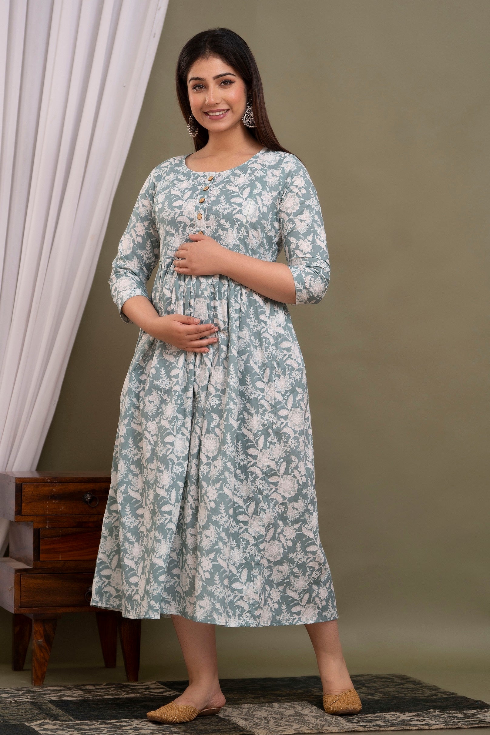 Women Floral Printed Pure Cotton Flared Maternity Maxi Dress