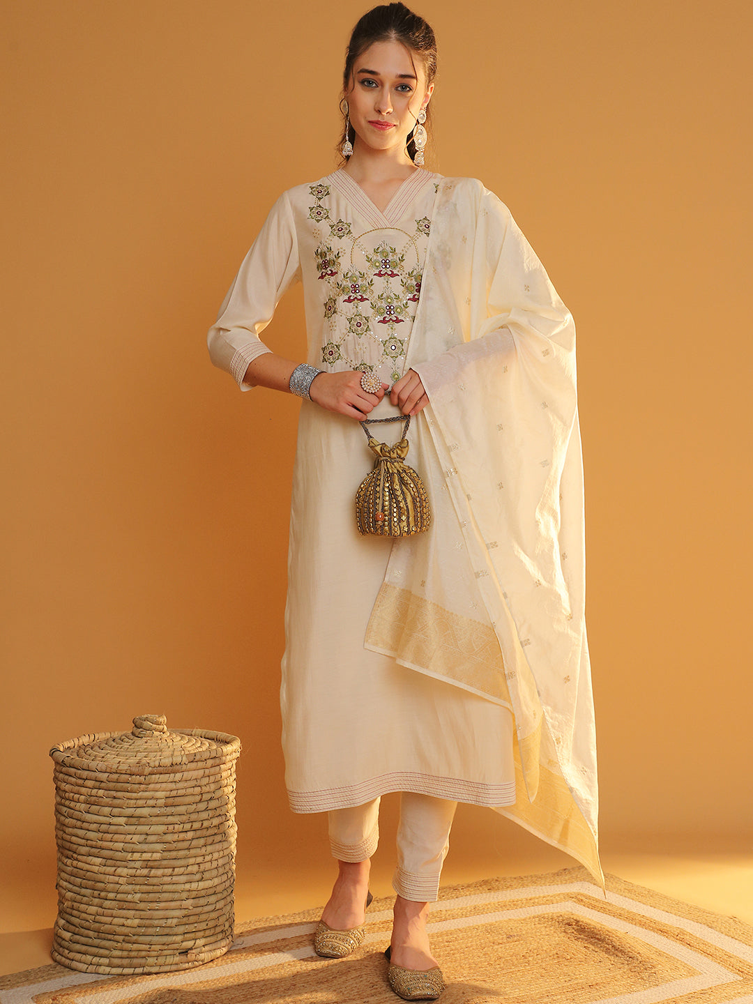 NOZ2TOZ - Made in INDIA.