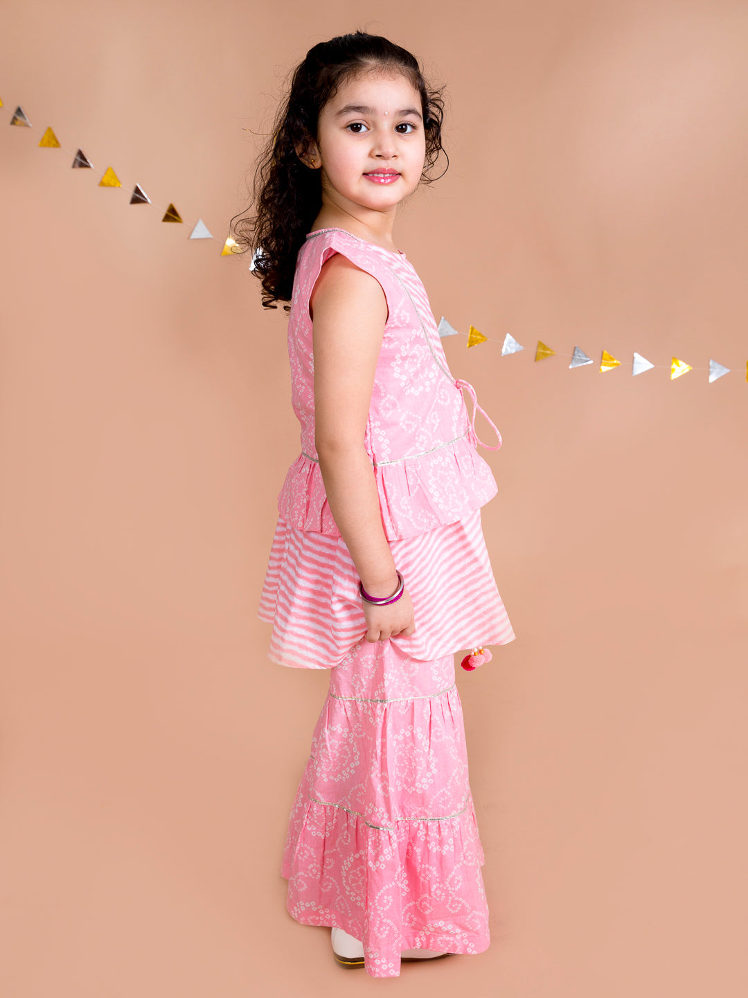 NOZ2TOZ - Made In INDIA.