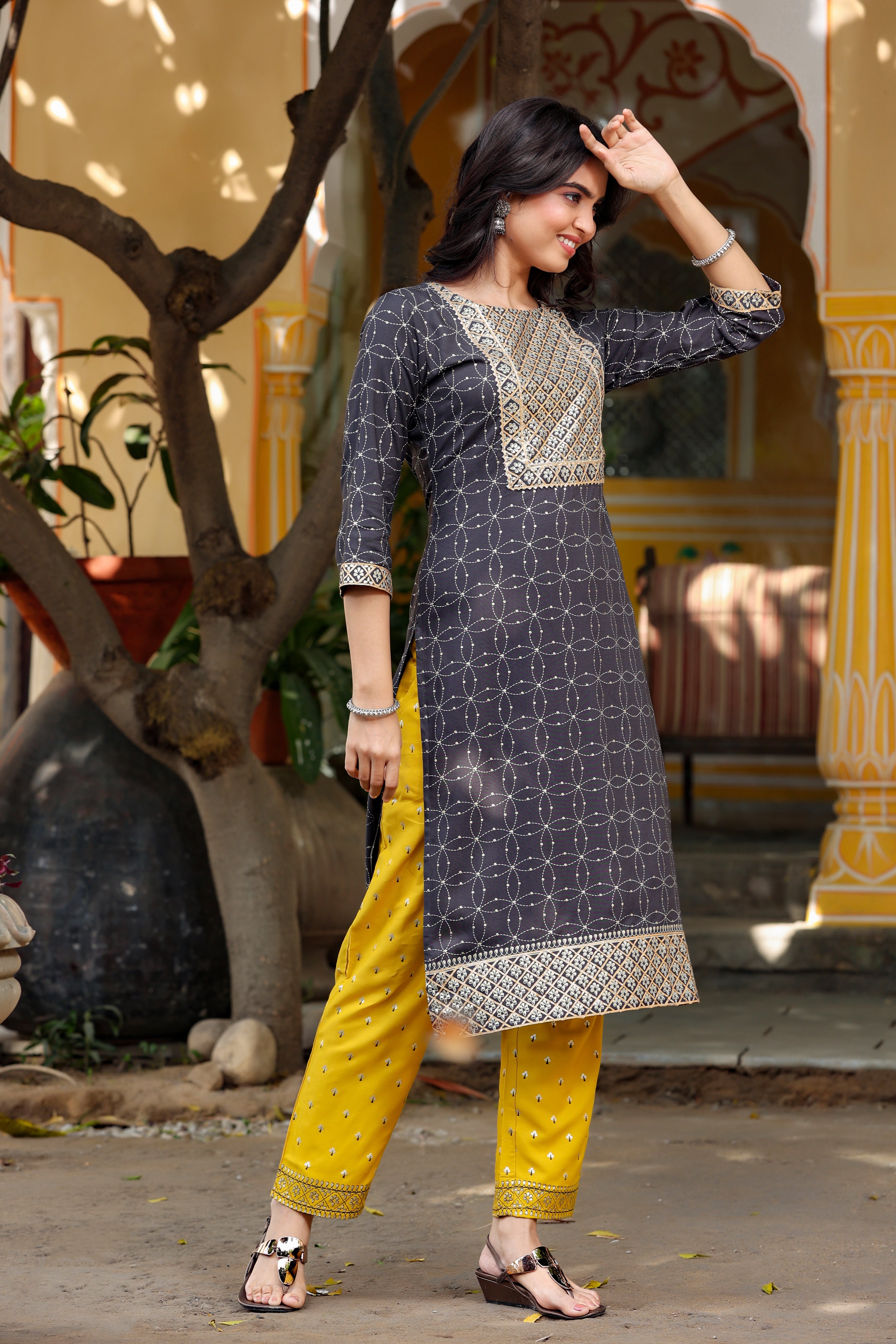 NOZ2TOZ - Made In INDIA.