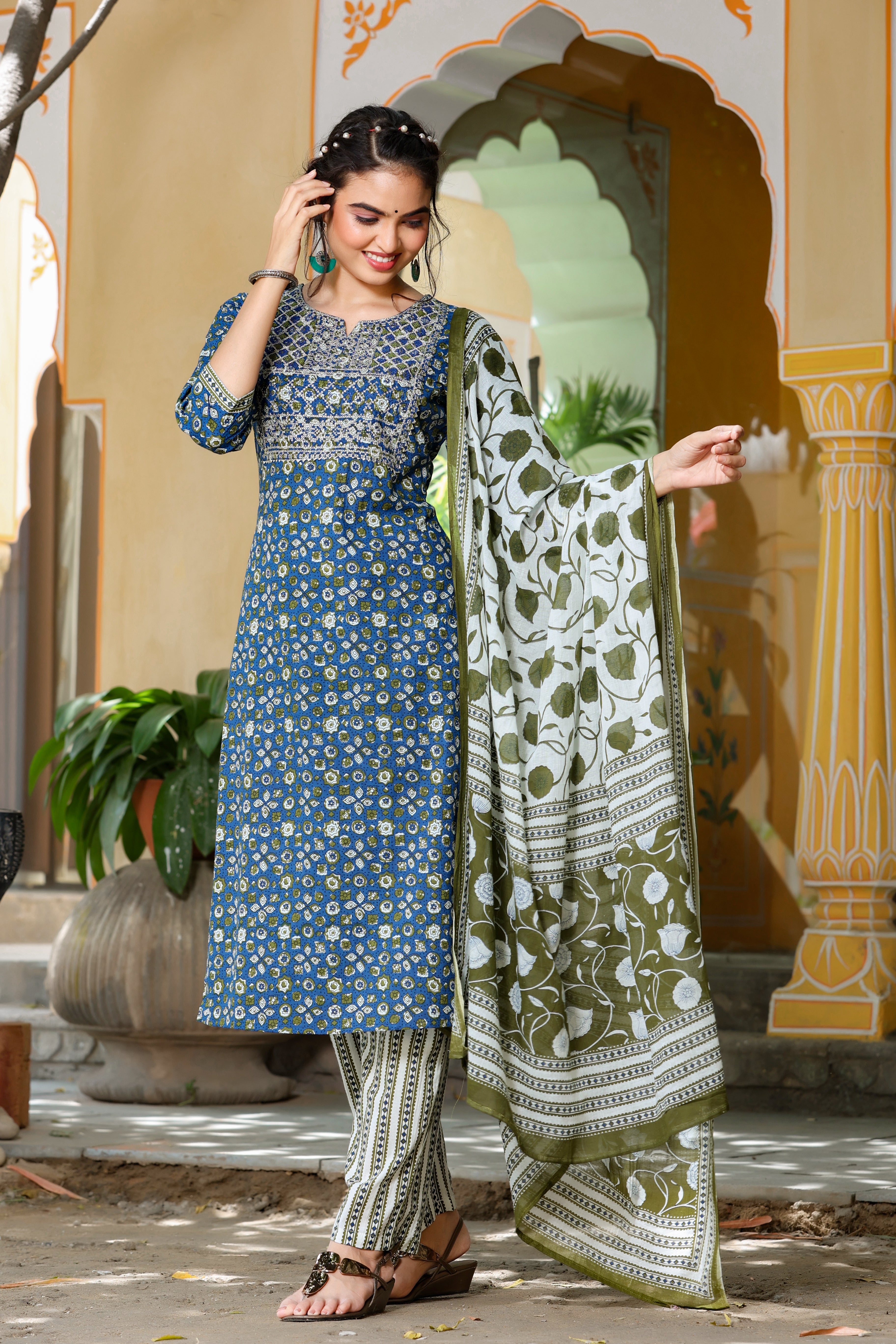 NOZ2TOZ - Made In INDIA.