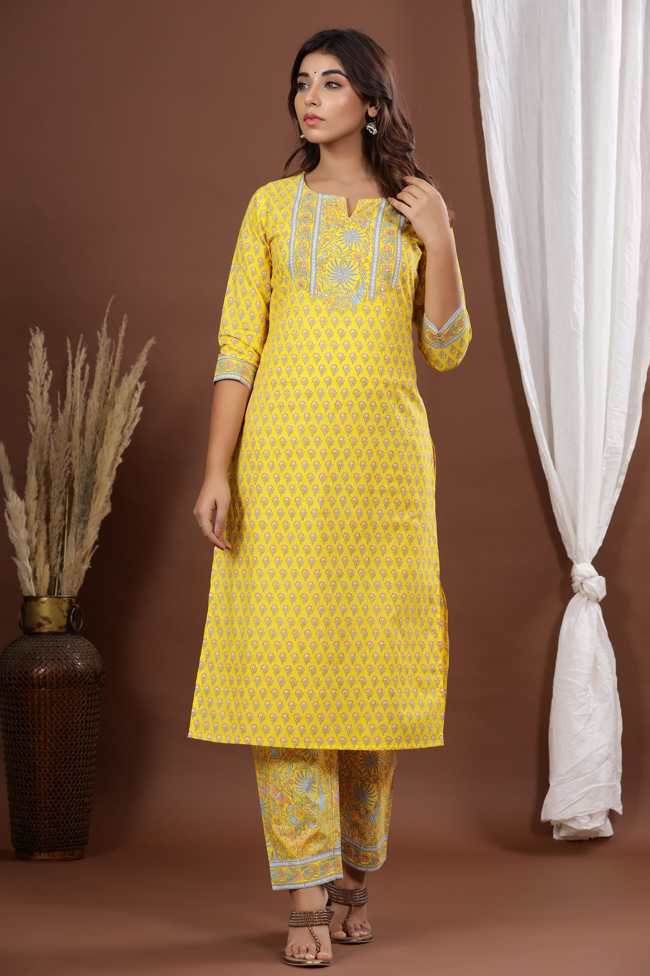 NOZ2TOZ - Made In INDIA.