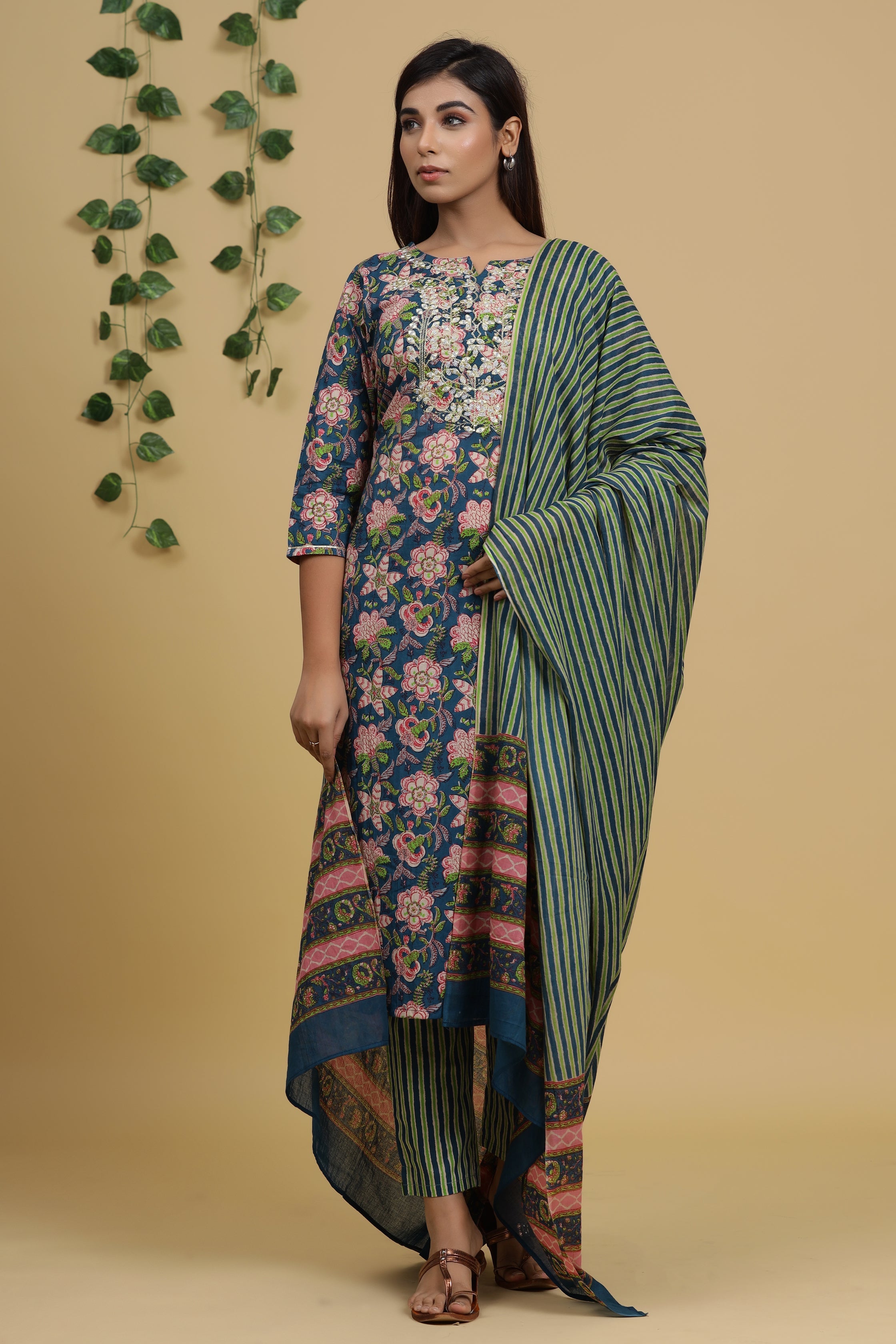 NOZ2TOZ - Made In INDIA.