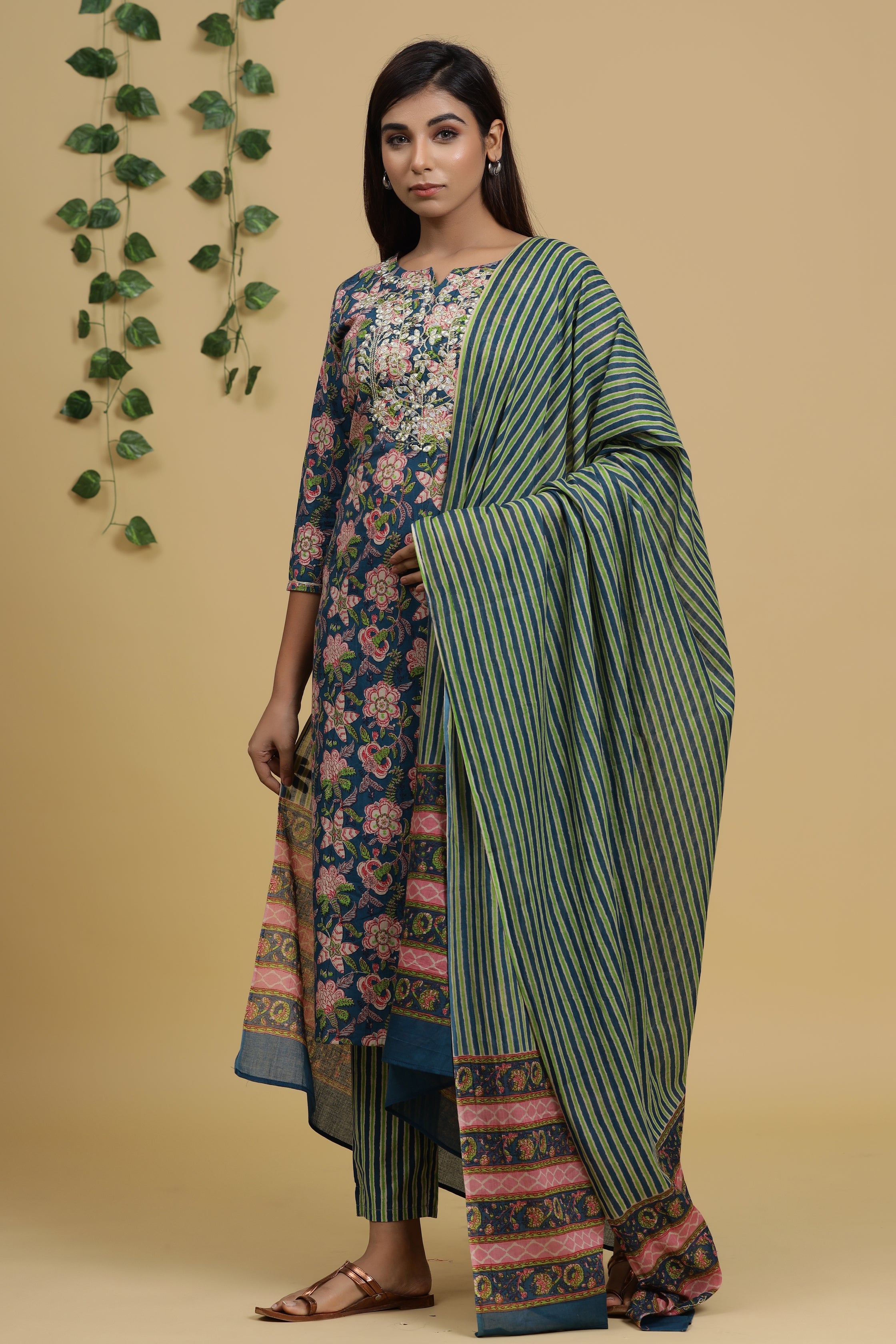 NOZ2TOZ - Made In INDIA.