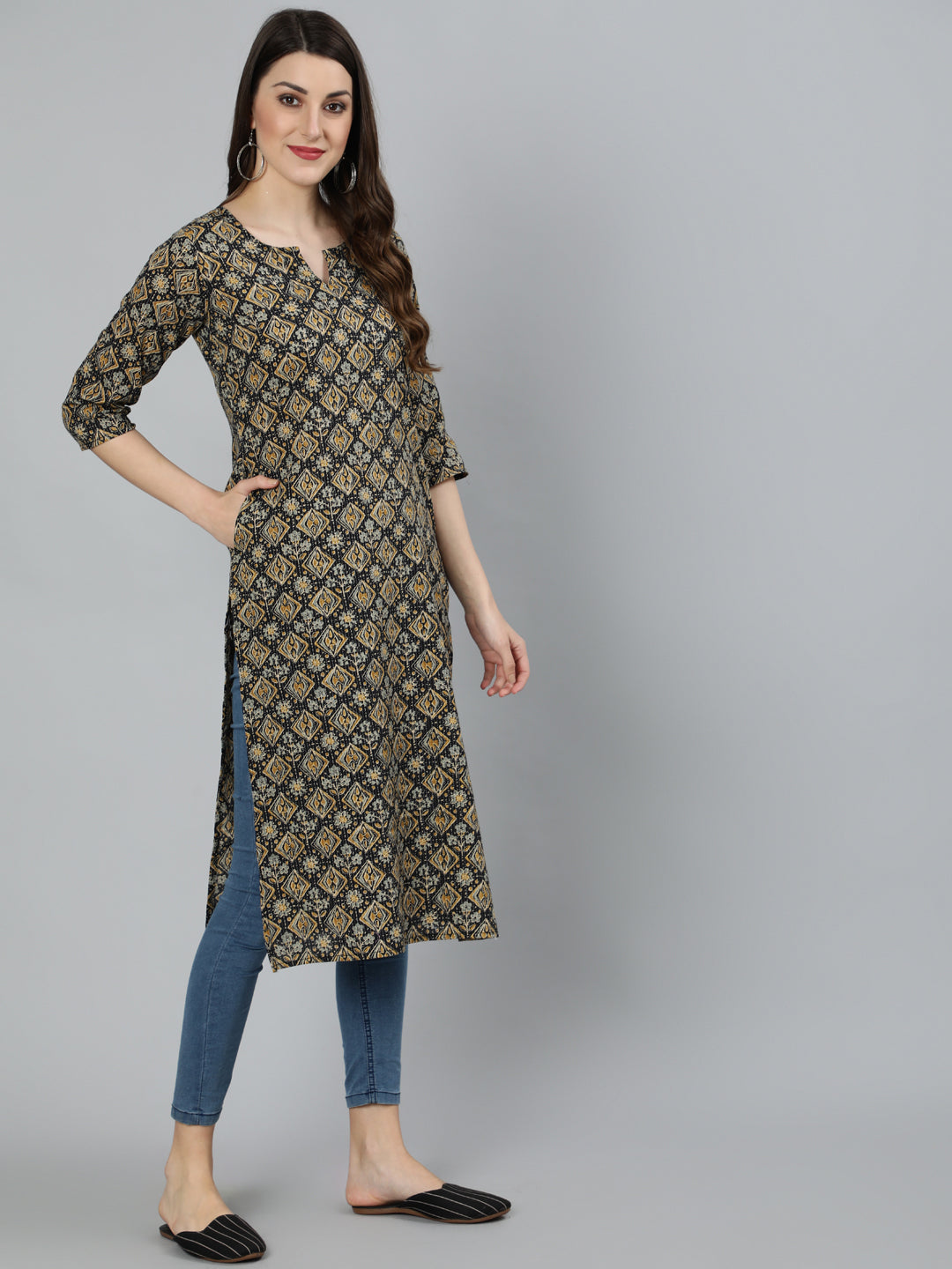 NOZ2TOZ - Made In INDIA.