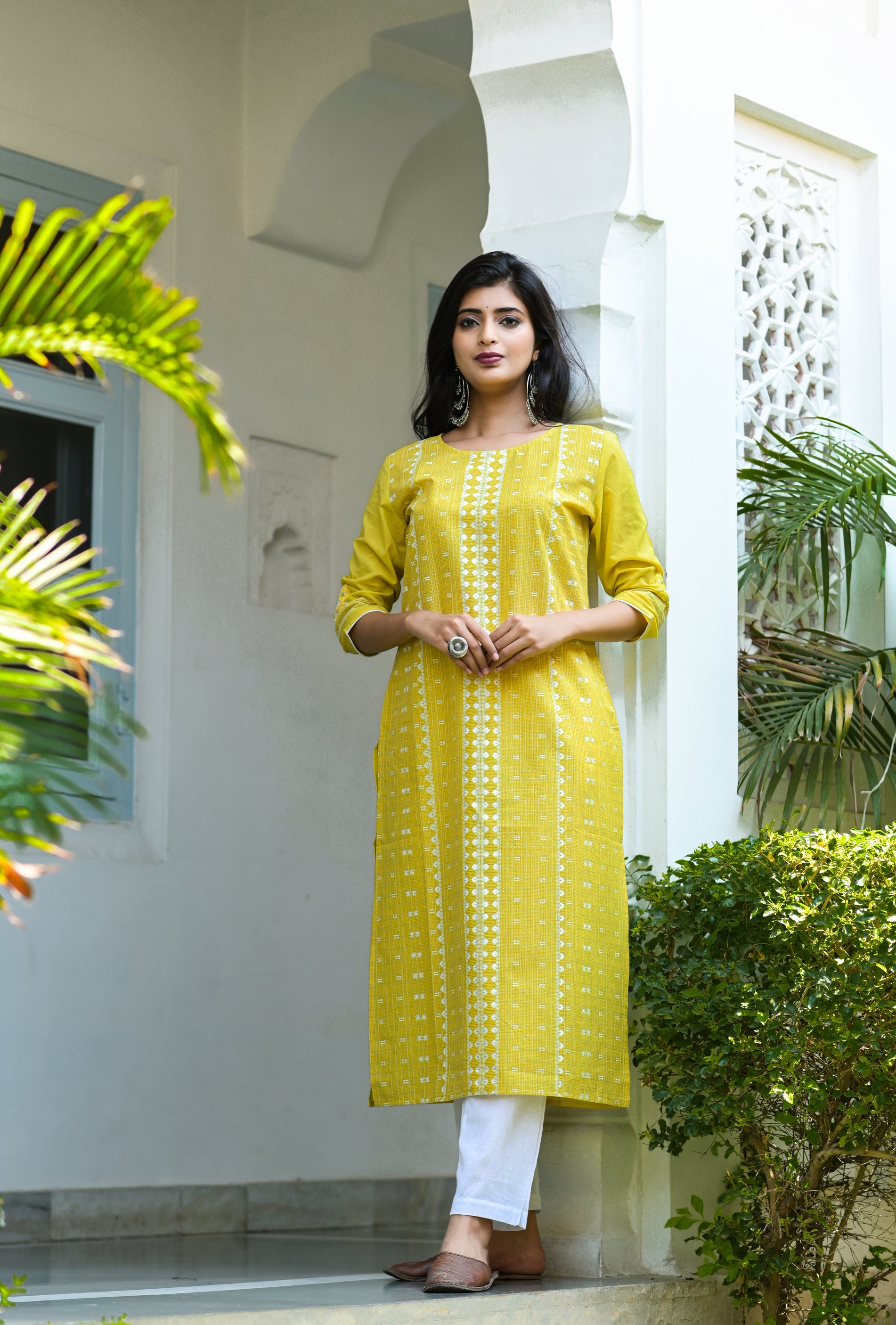 NOZ2TOZ - Made In INDIA.