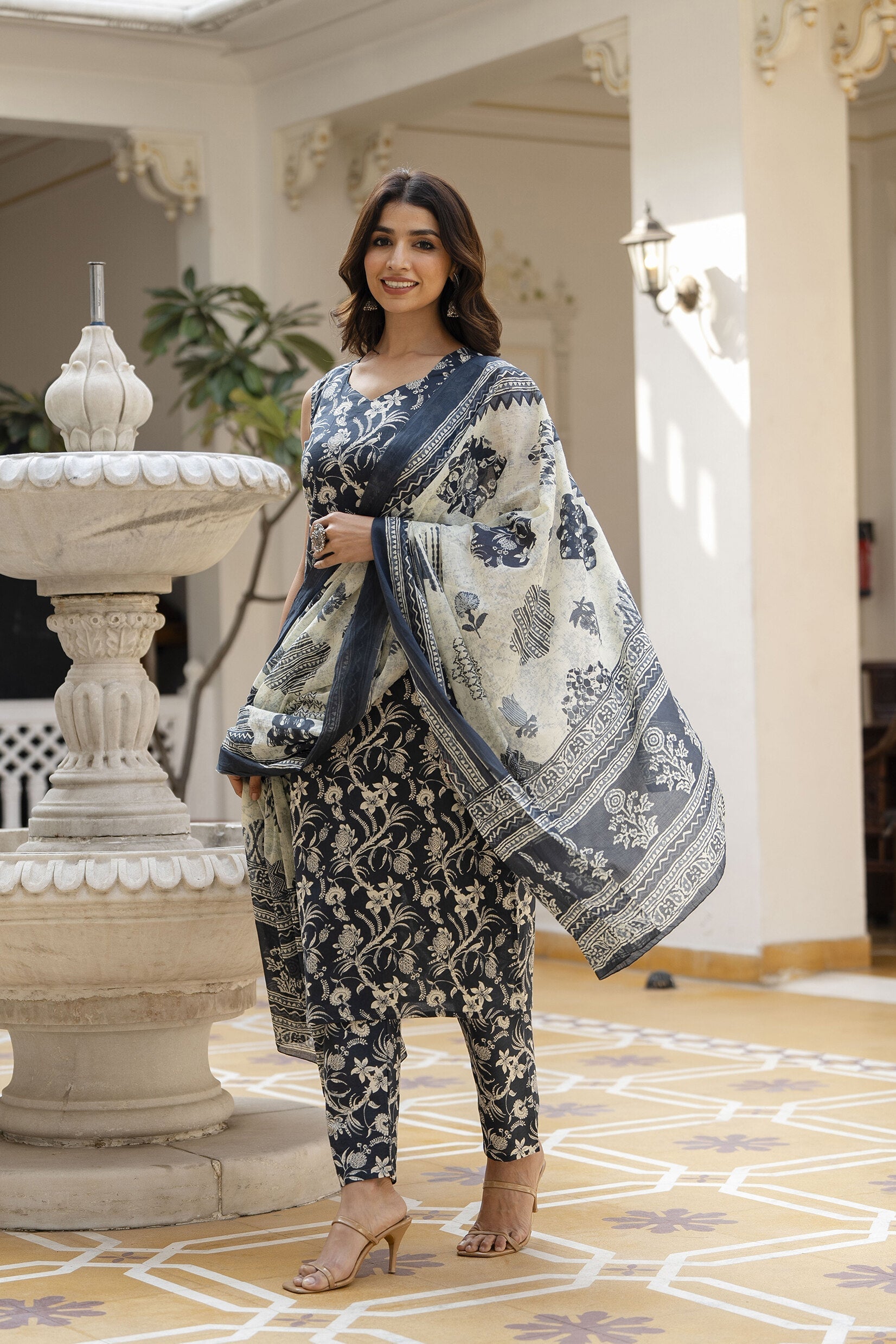 NOZ2TOZ - Made In INDIA.