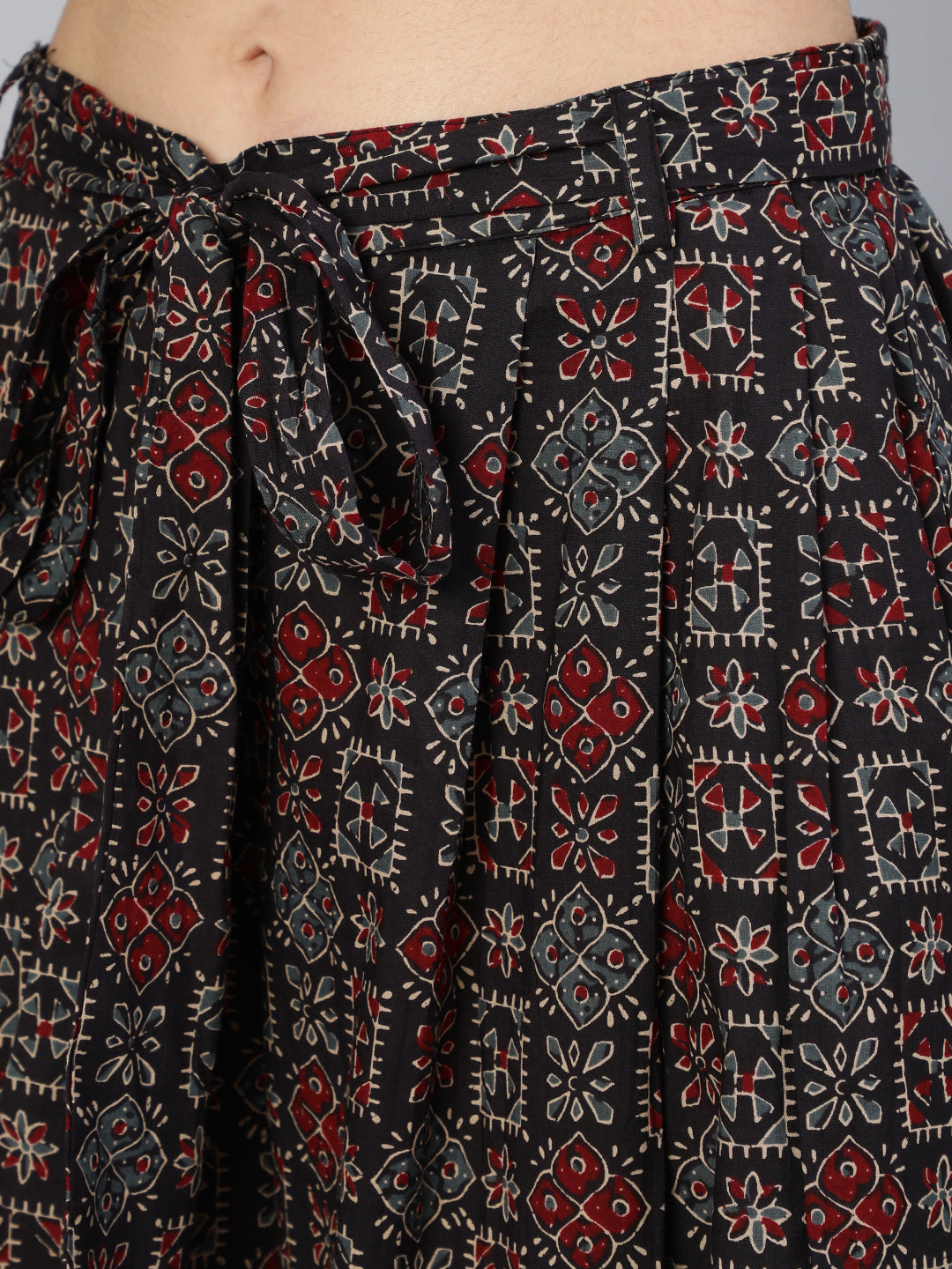NOZ2TOZ - Made In INDIA.