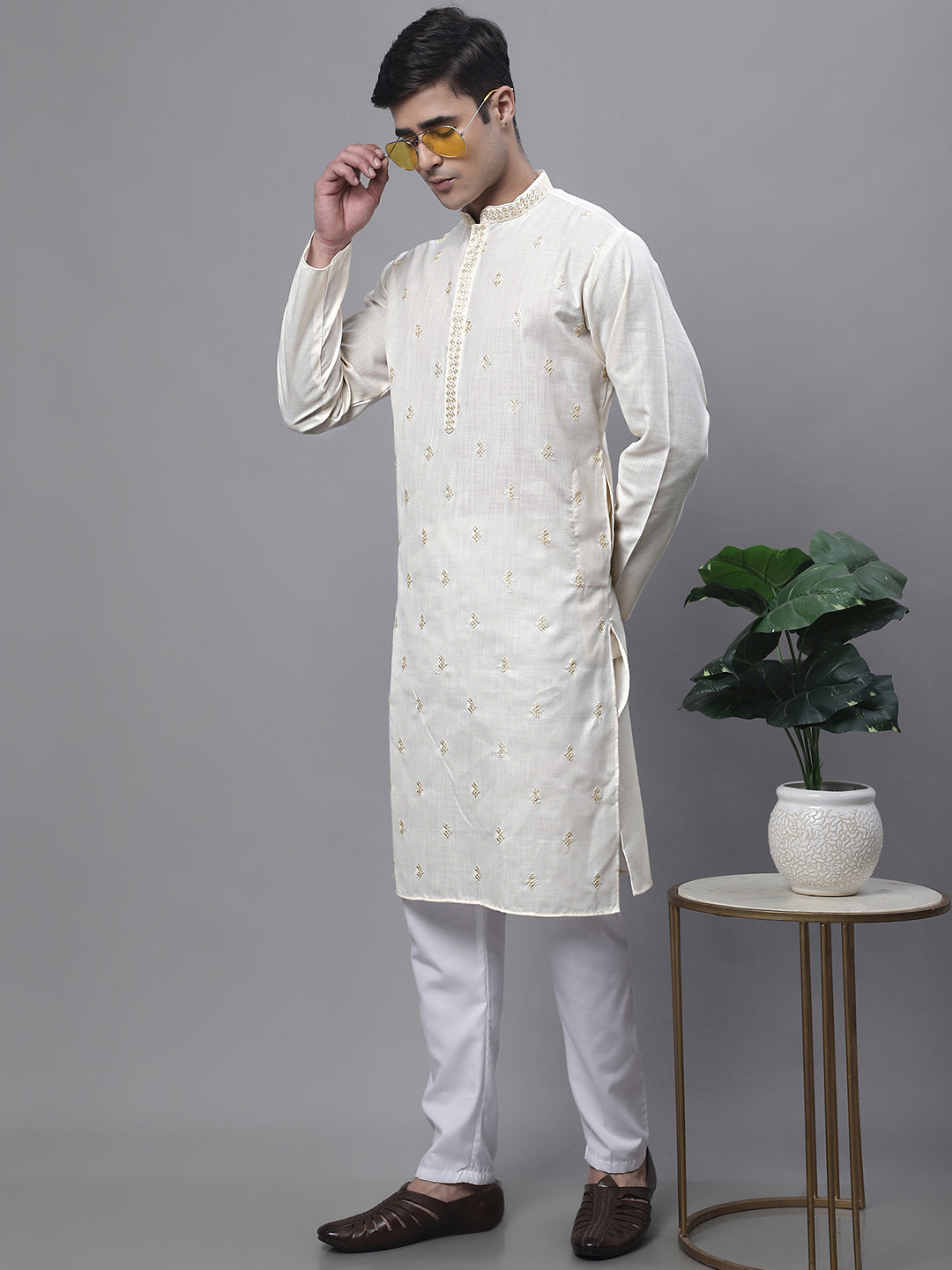 NOZ2TOZ - Made In INDIA.