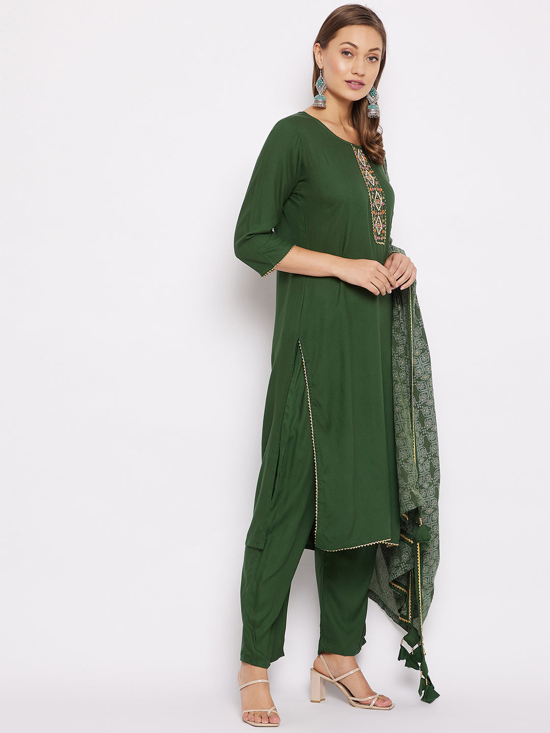 Women Green Embroidered Regular Gotta Patti Kurta with Trousers With Dupatta