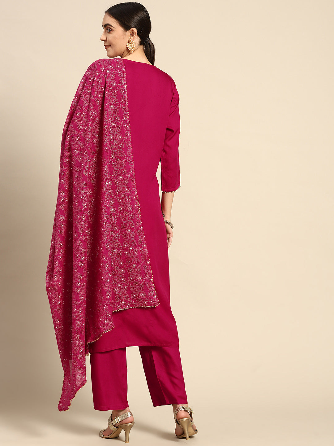 Women Pink Solid Thread Work Detail Kurta with Palazzos With Dupatta
