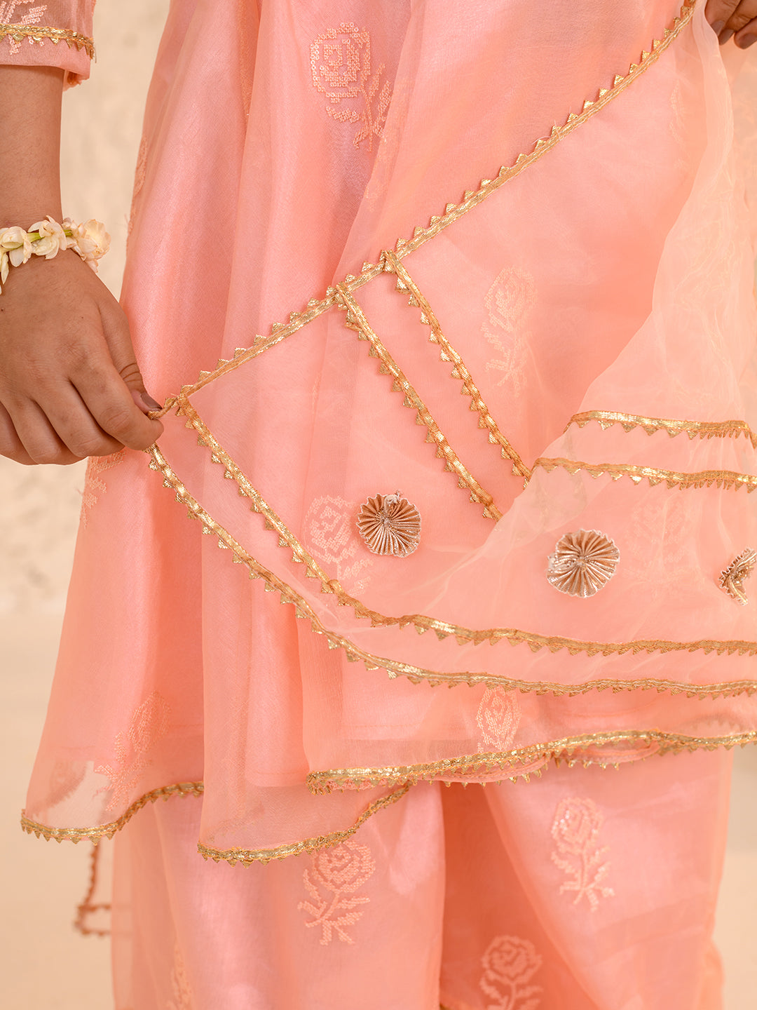 NOZ2TOZ - Made In INDIA.