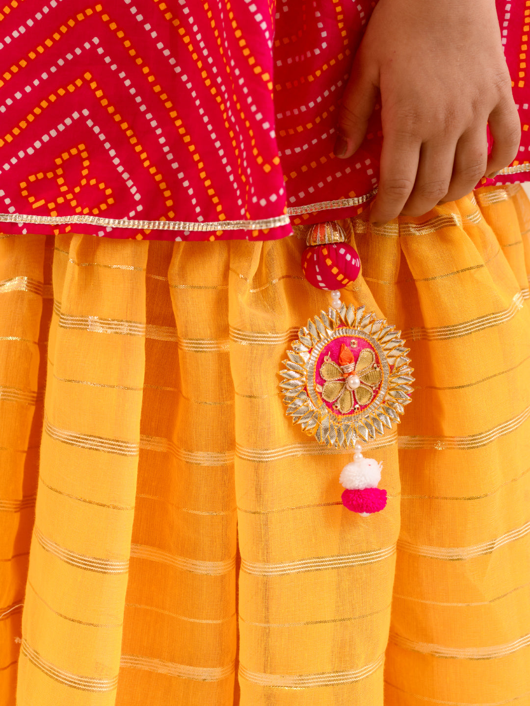 NOZ2TOZ - Made In INDIA.