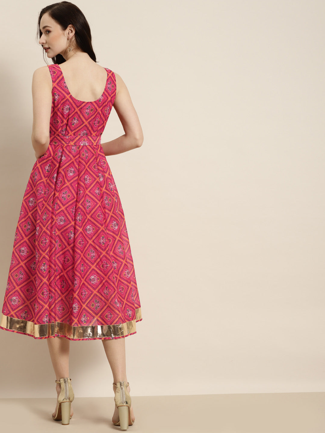 NOZ2TOZ - Made In INDIA.