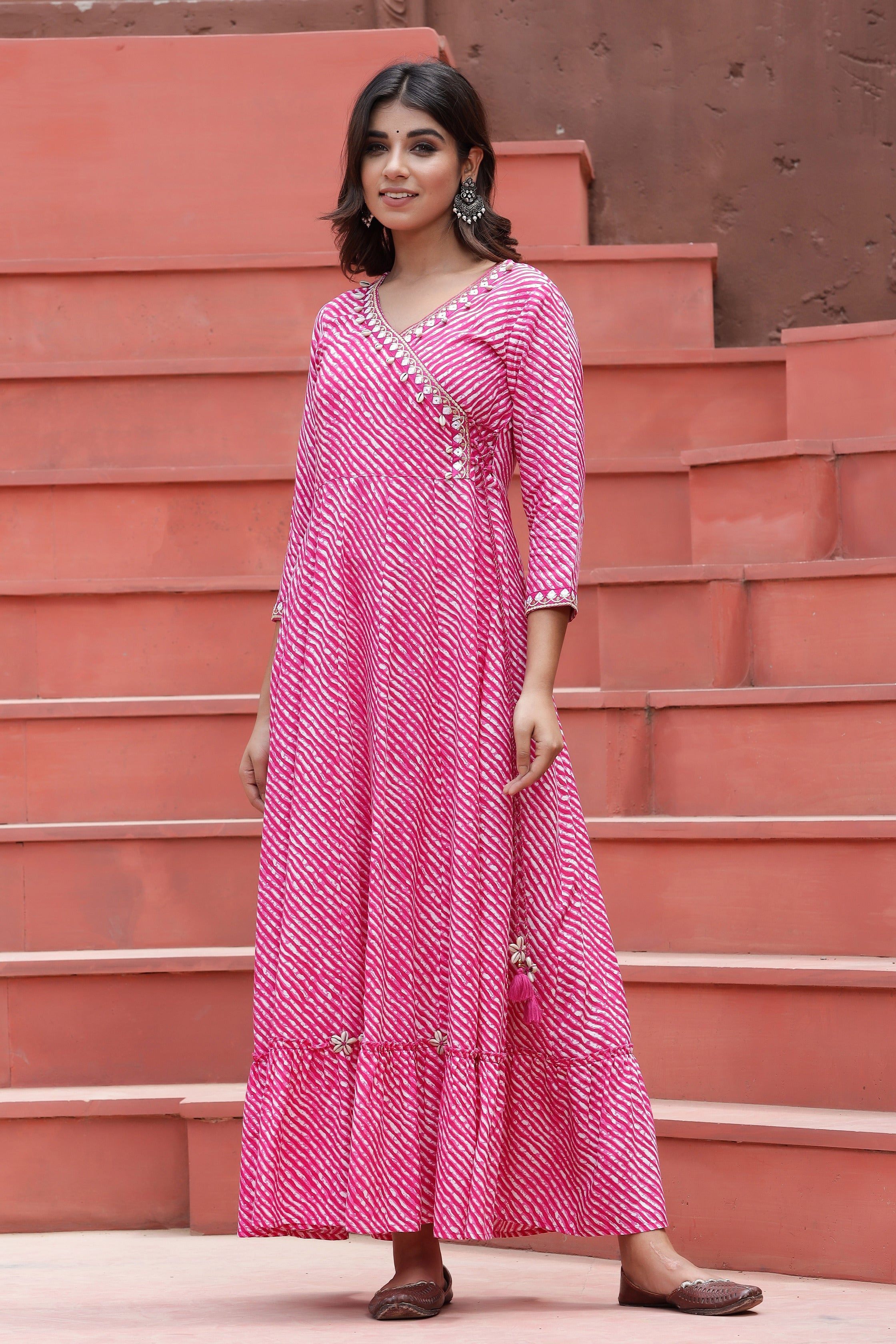 Women Pink Lehariya Printed Dress