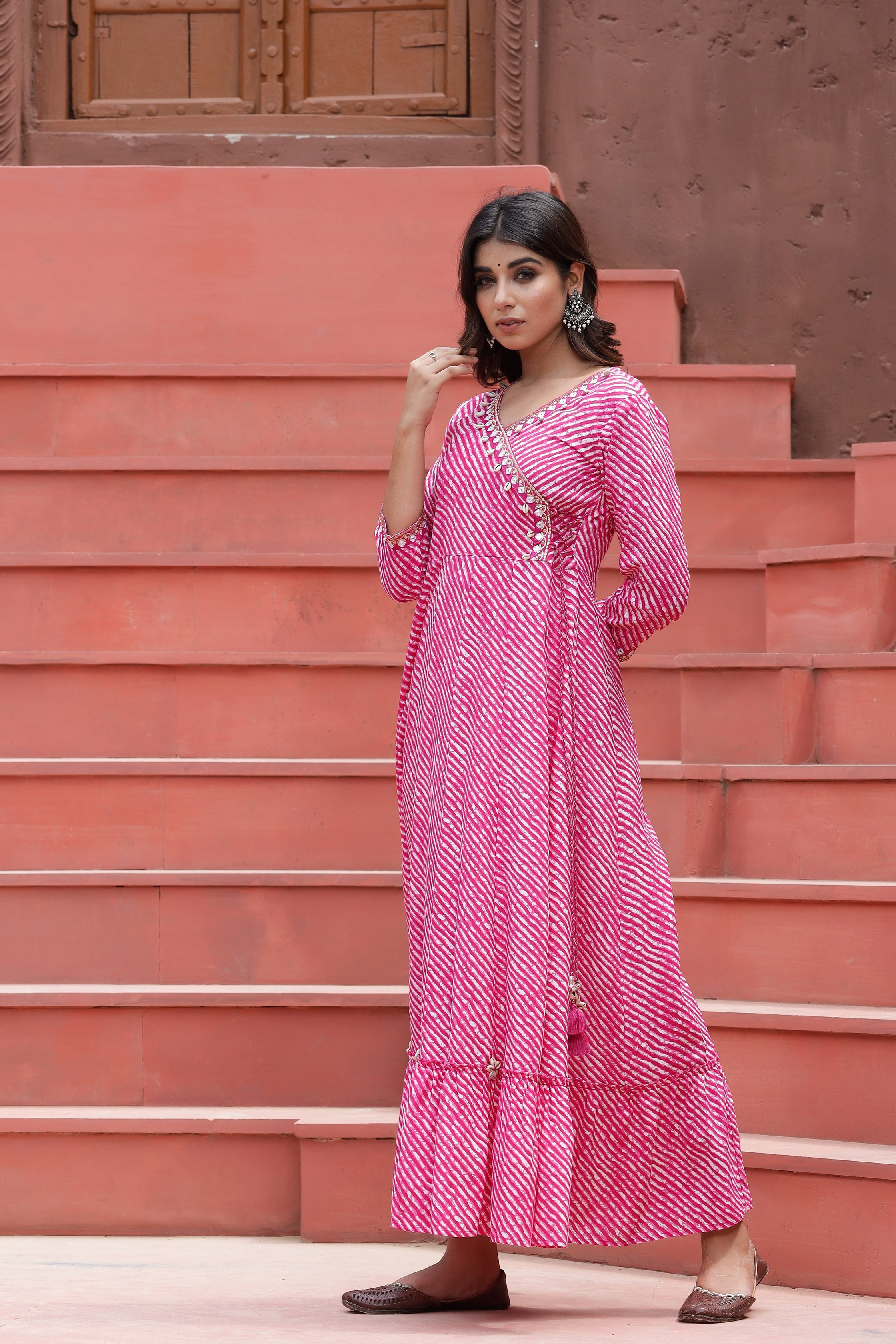 Women Pink Lehariya Printed Dress