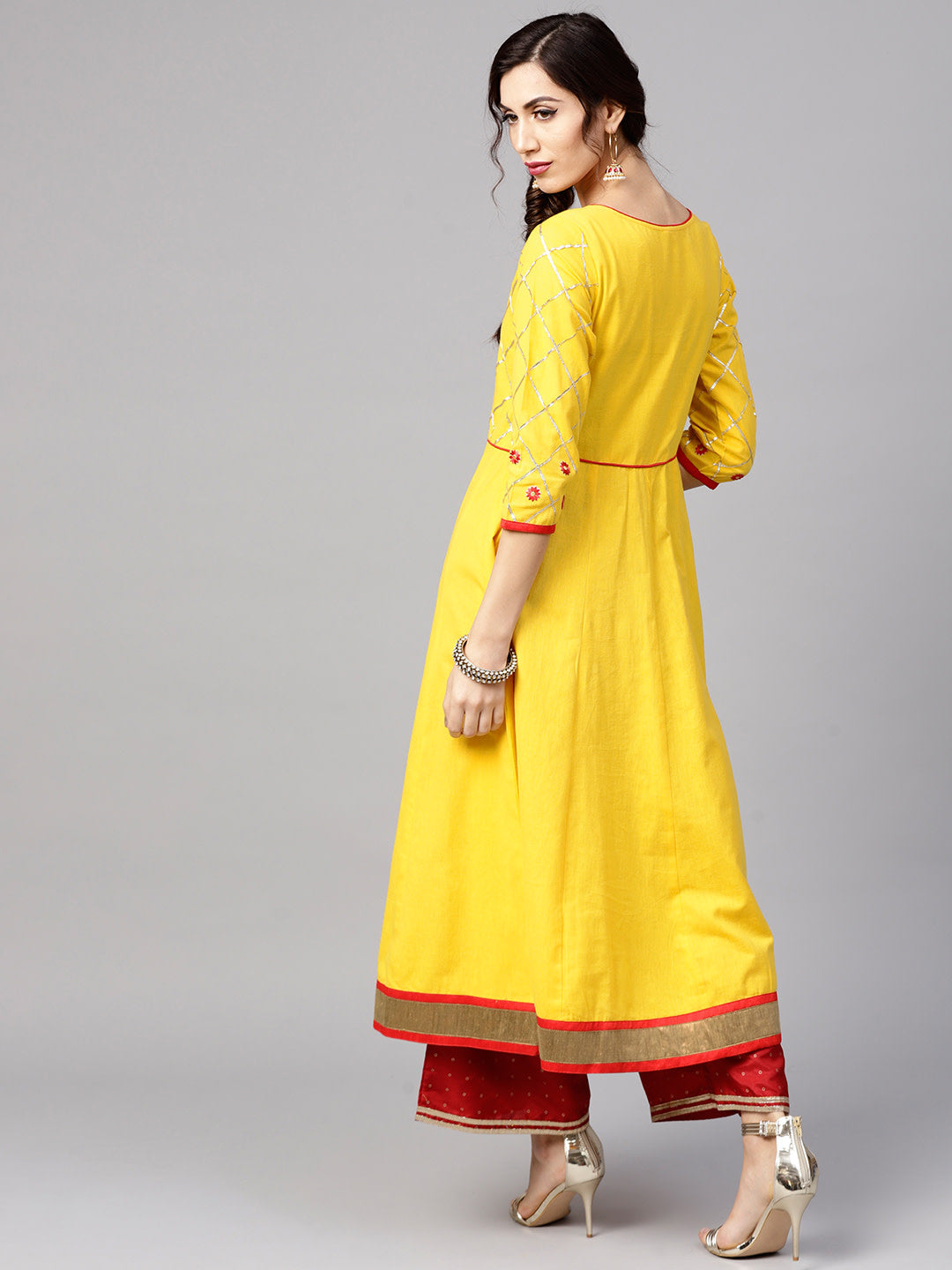 Women Yellow embellished Anarkali kurta - NOZ2TOZ