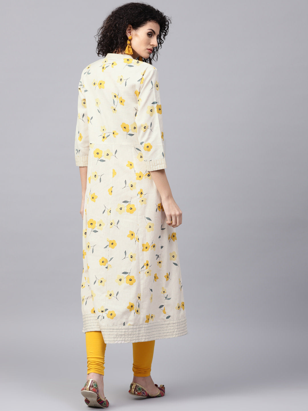 Women Off-White and mustard yellow printed A-line kurta - NOZ2TOZ