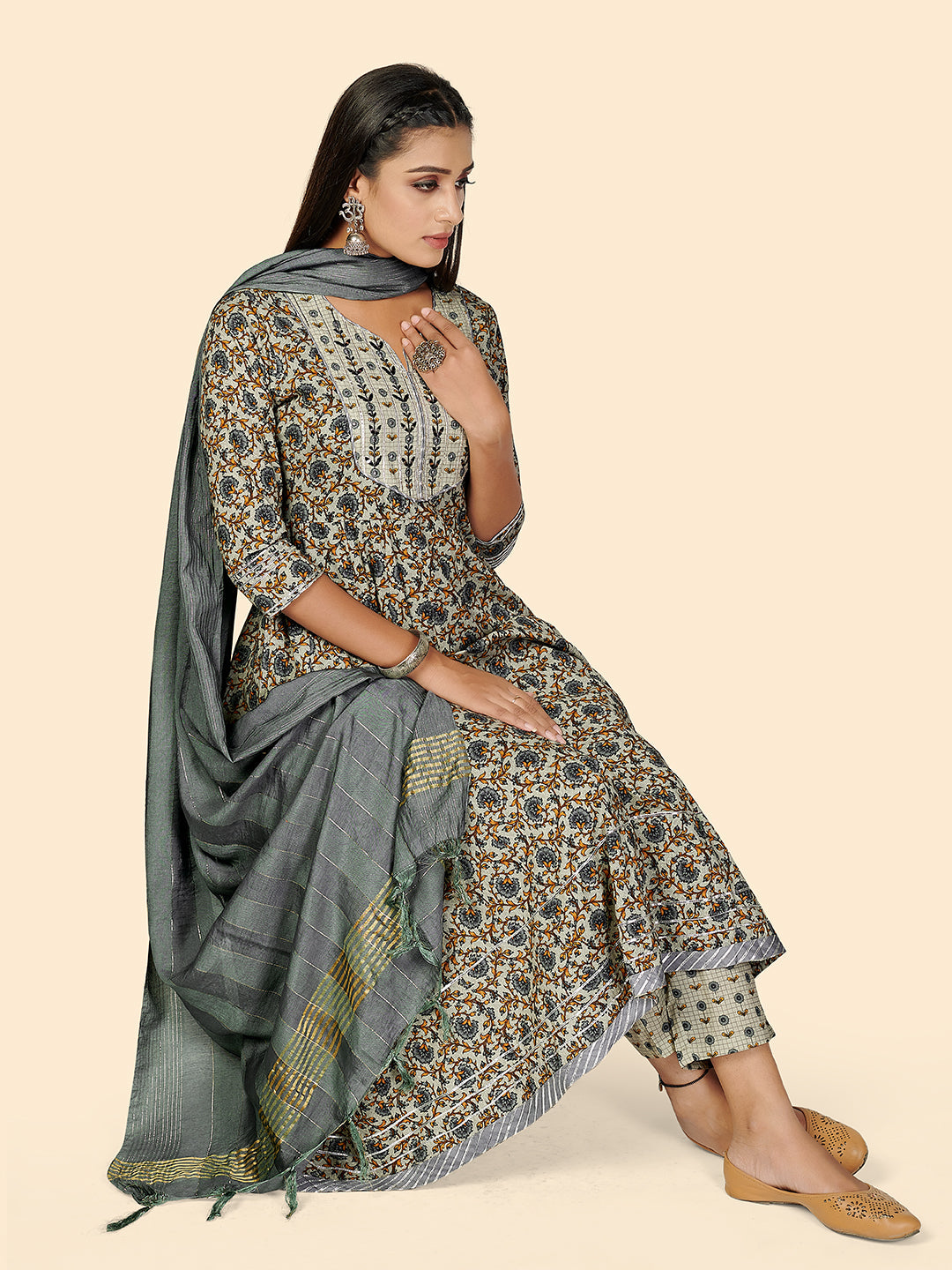 NOZ2TOZ - Made In INDIA.